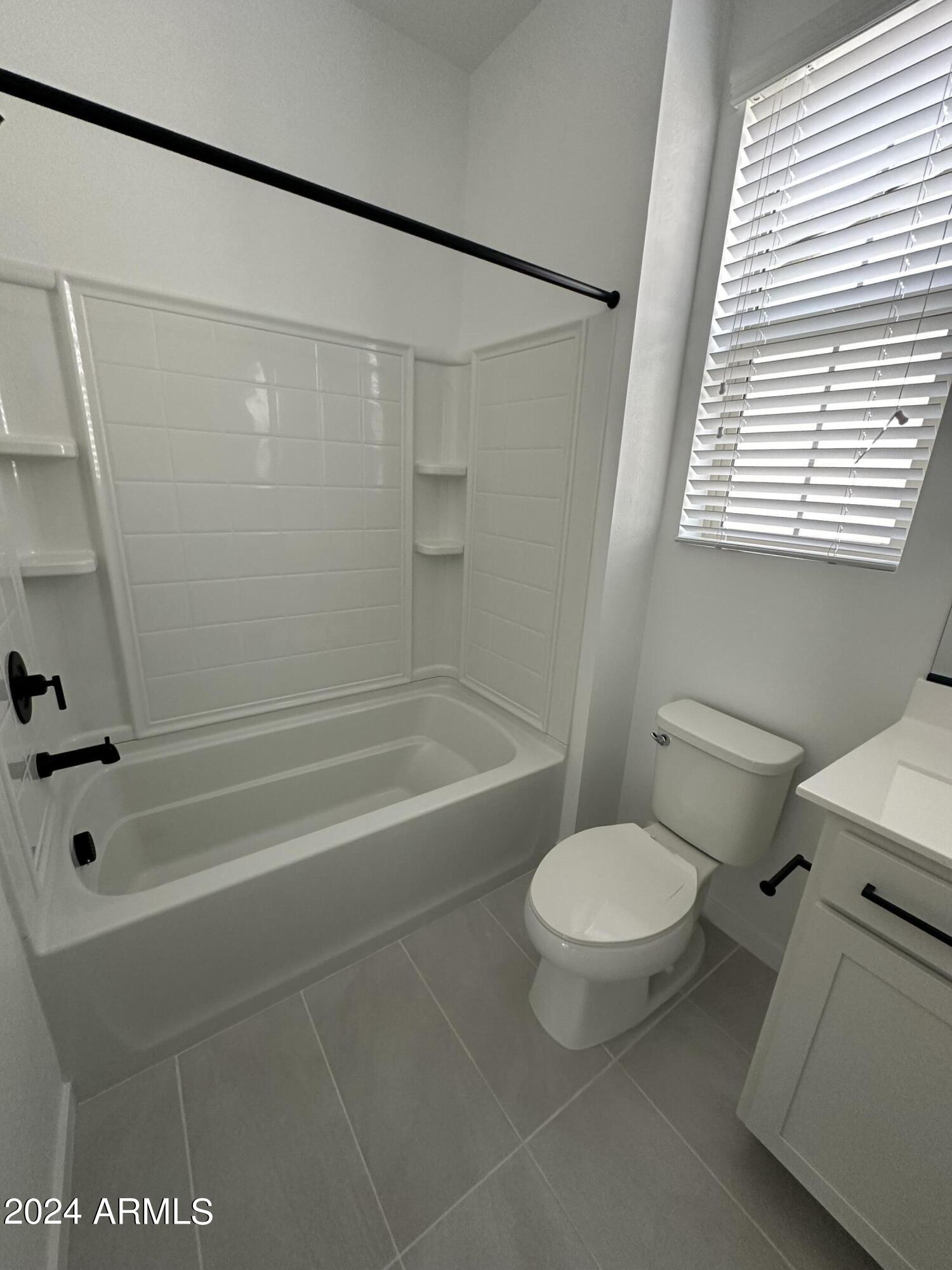 9922 E TAMERY Avenue