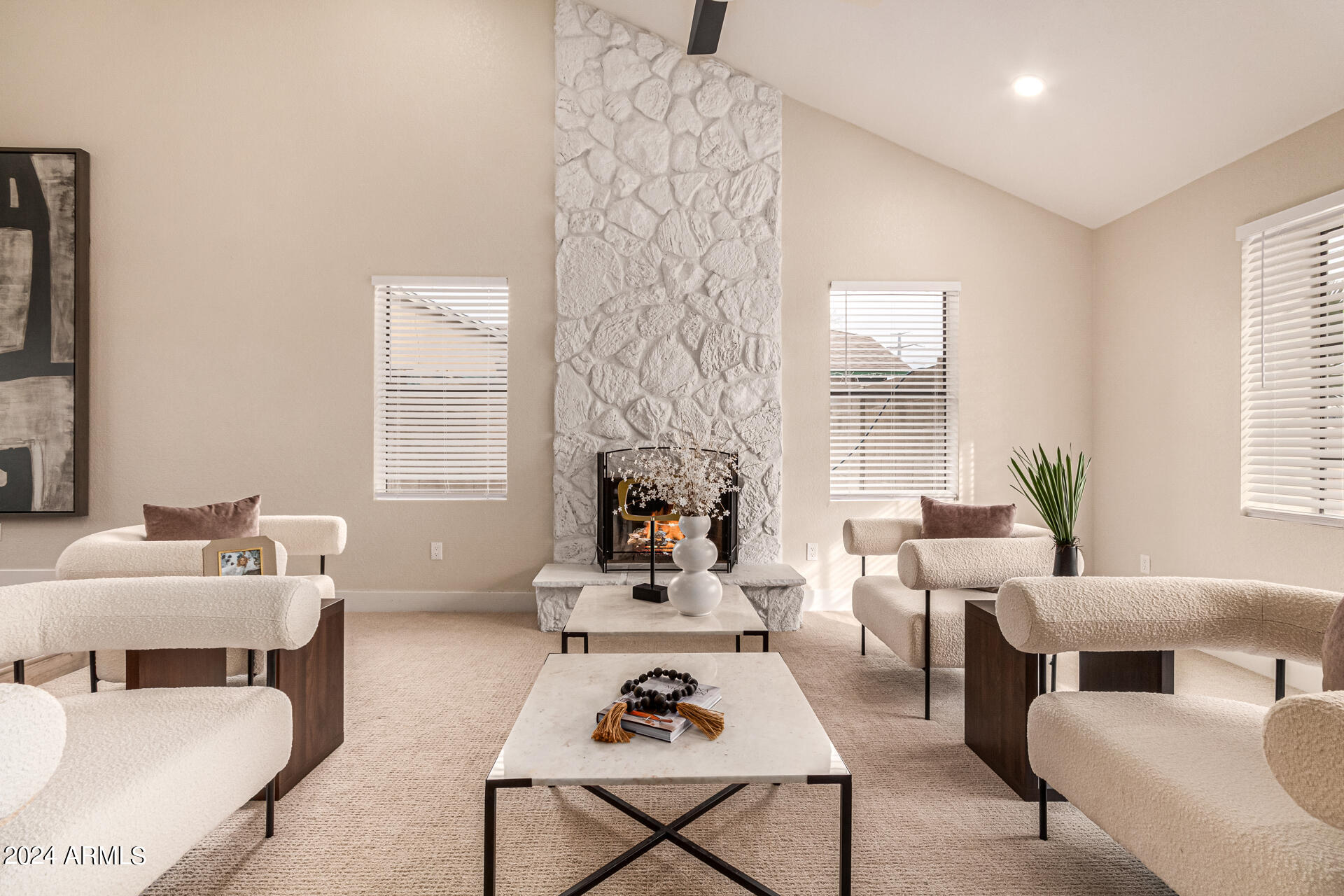 5062 E DECATUR Street