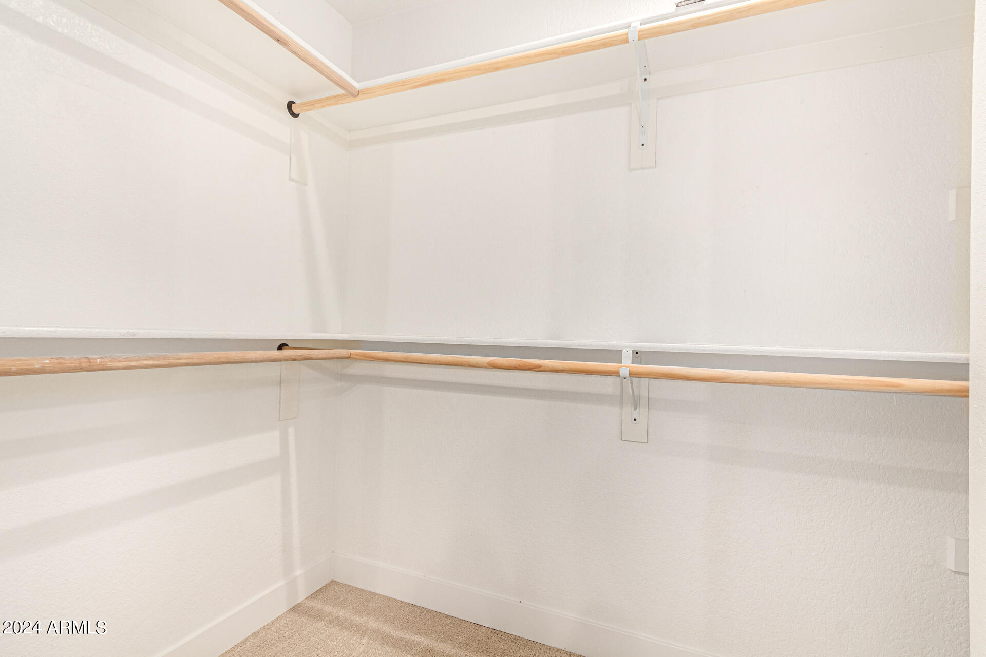 5062 E DECATUR Street