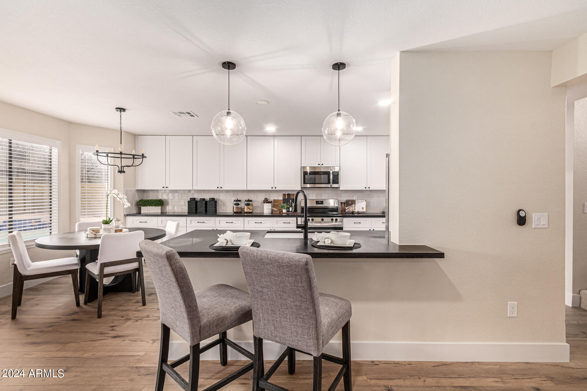 5062 E DECATUR Street