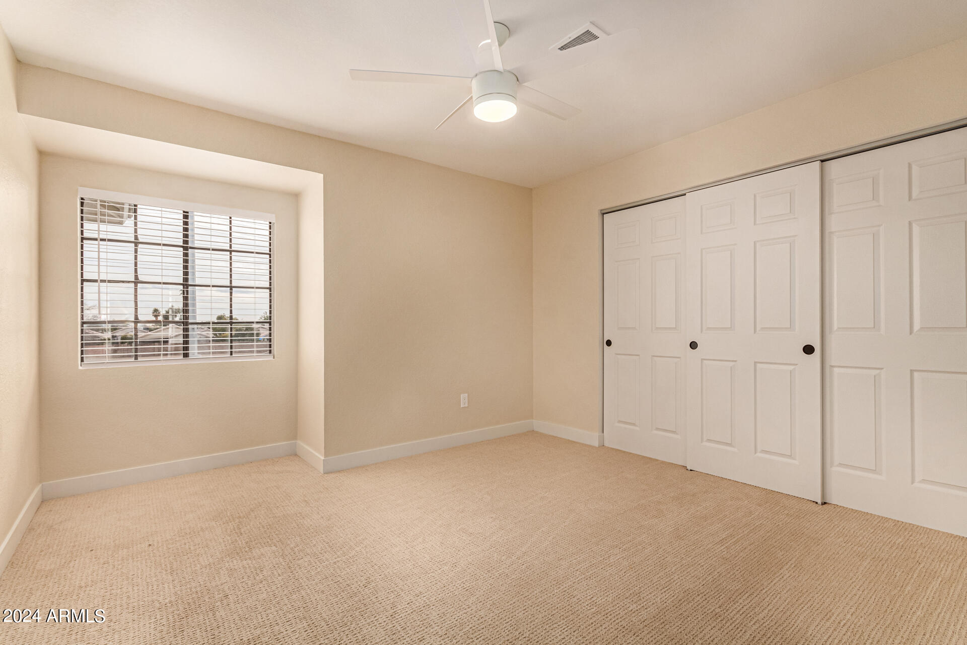 5062 E DECATUR Street