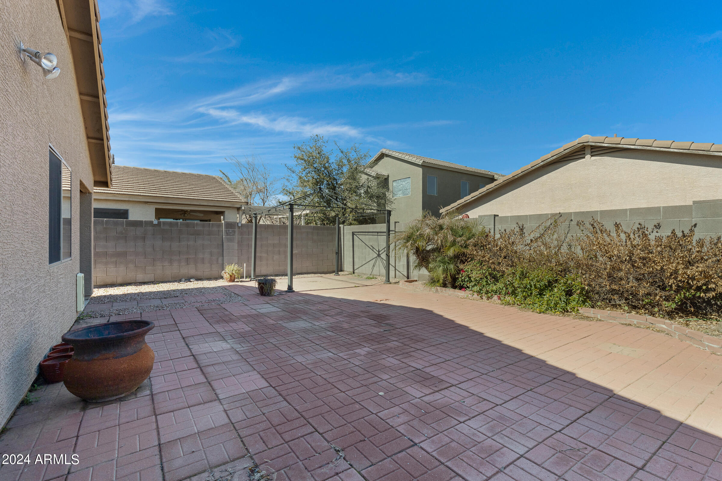 882 E LAMONTE Street