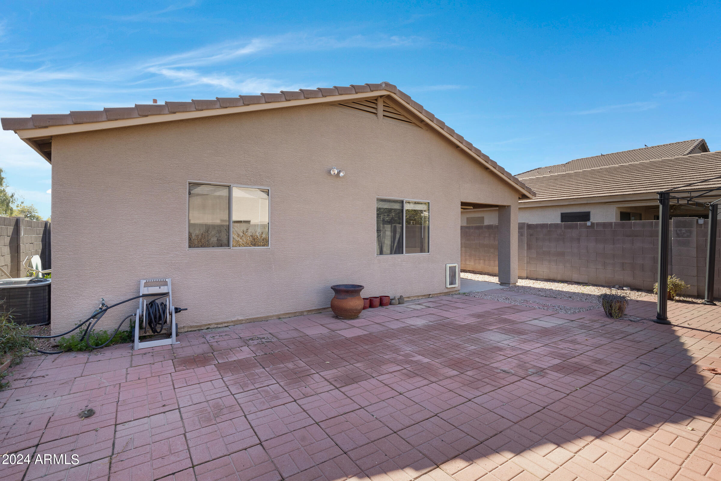 882 E LAMONTE Street