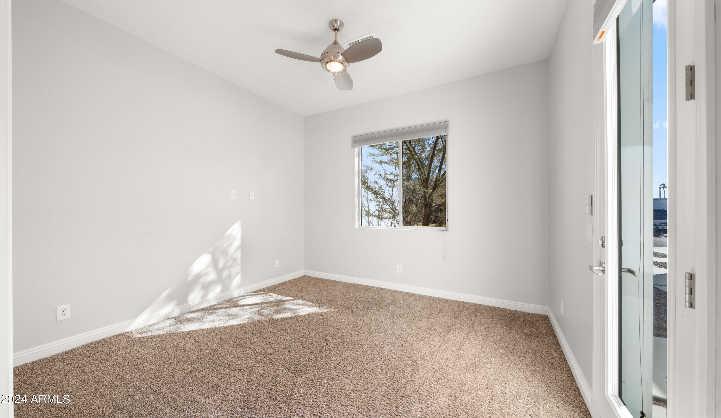 1822 W EL CAMINITO Drive