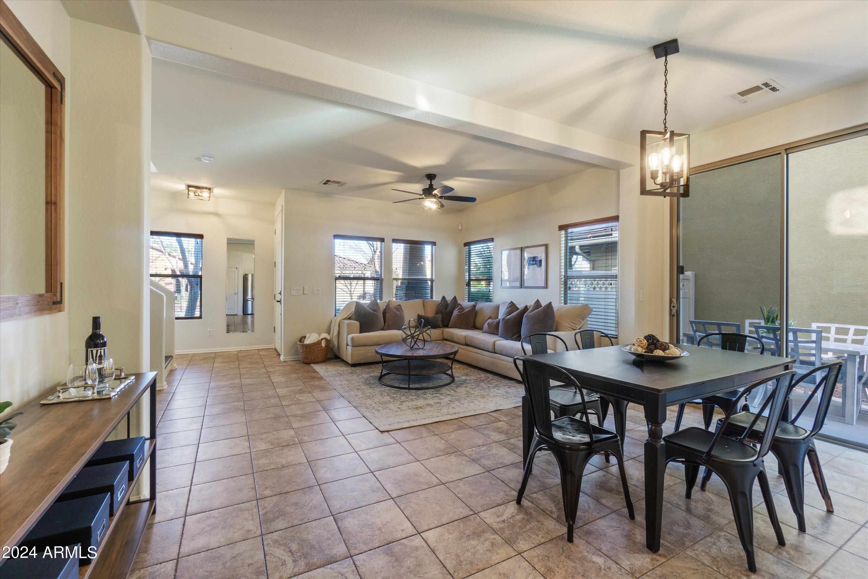 987 S DEERFIELD Lane