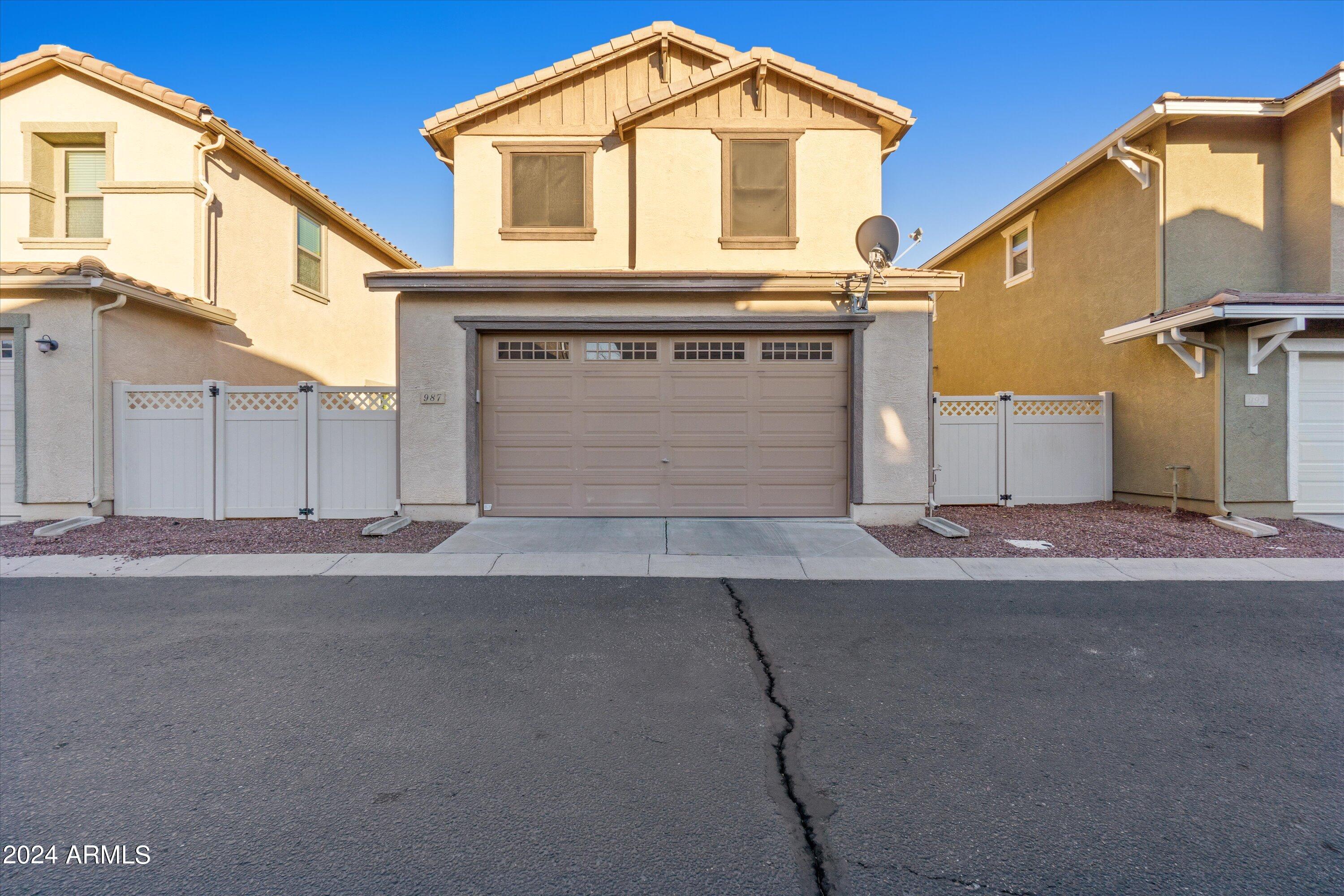 987 S DEERFIELD Lane