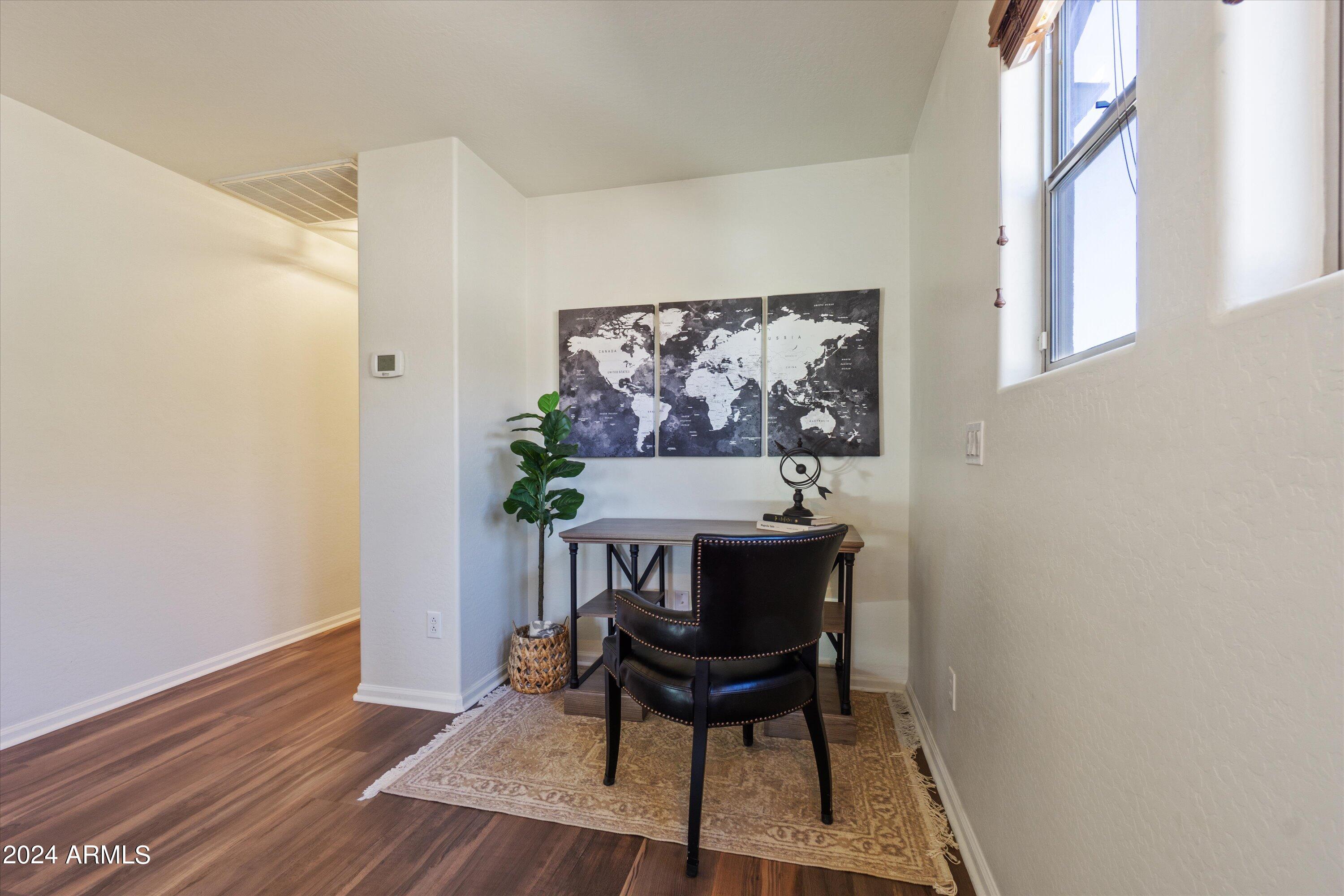 987 S DEERFIELD Lane