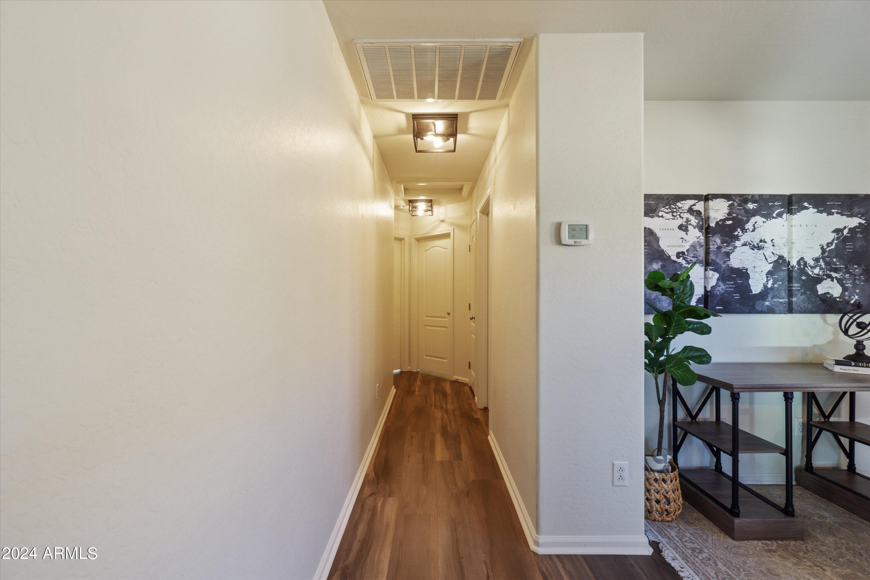 987 S DEERFIELD Lane