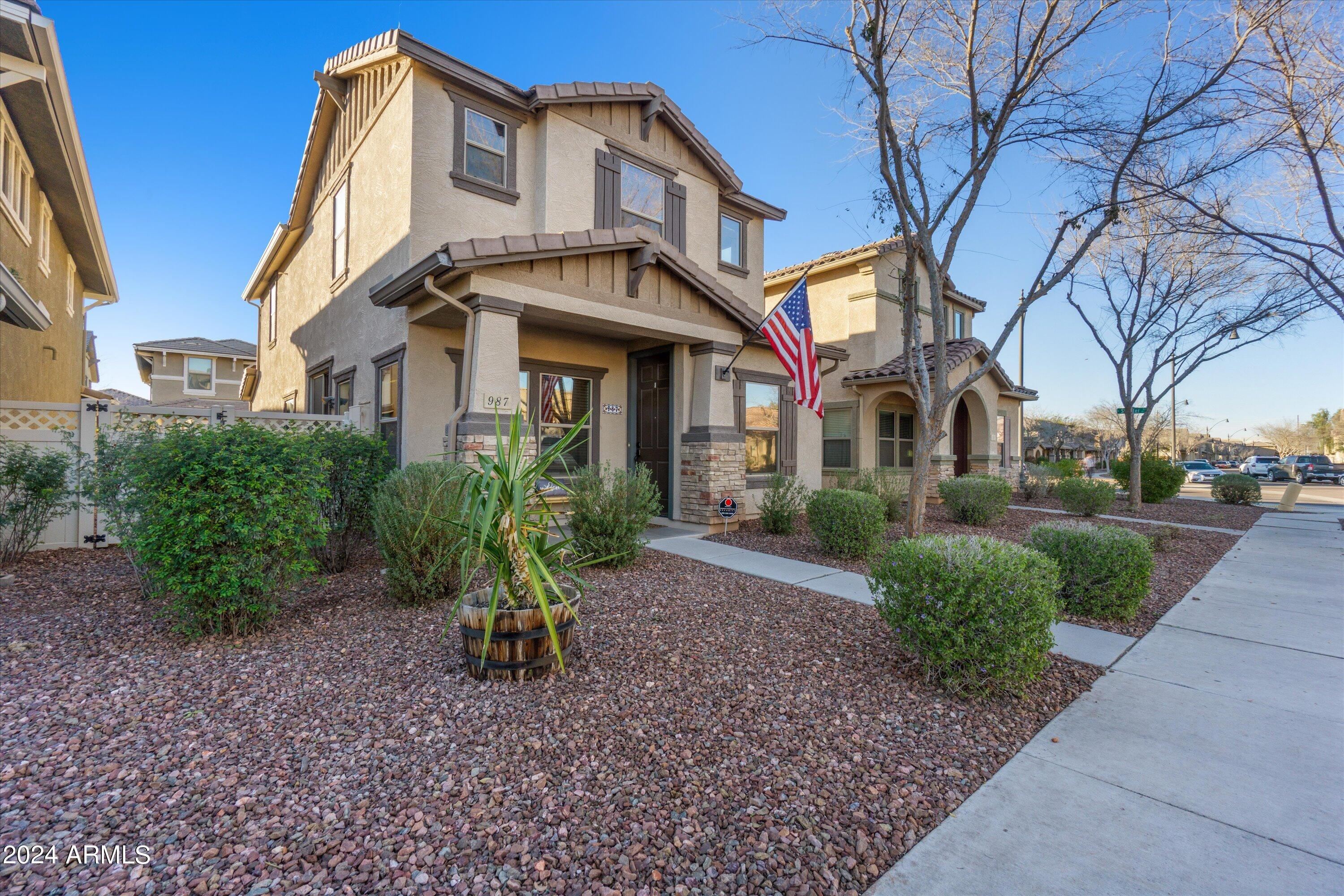 987 S DEERFIELD Lane