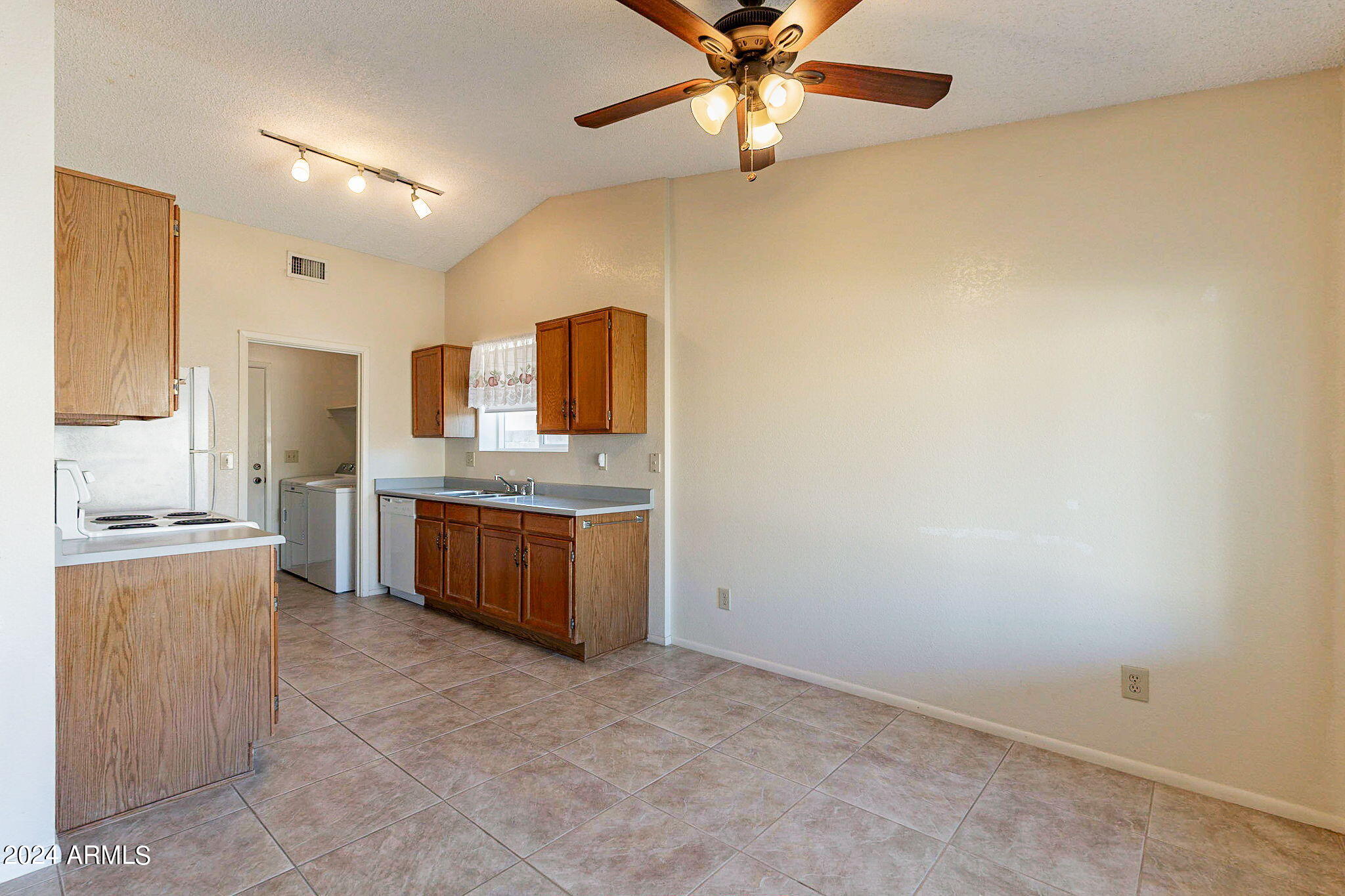 6526 E ENSENADA Street