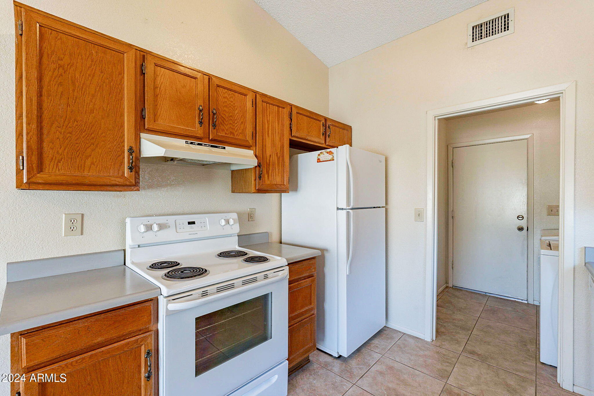 6526 E ENSENADA Street