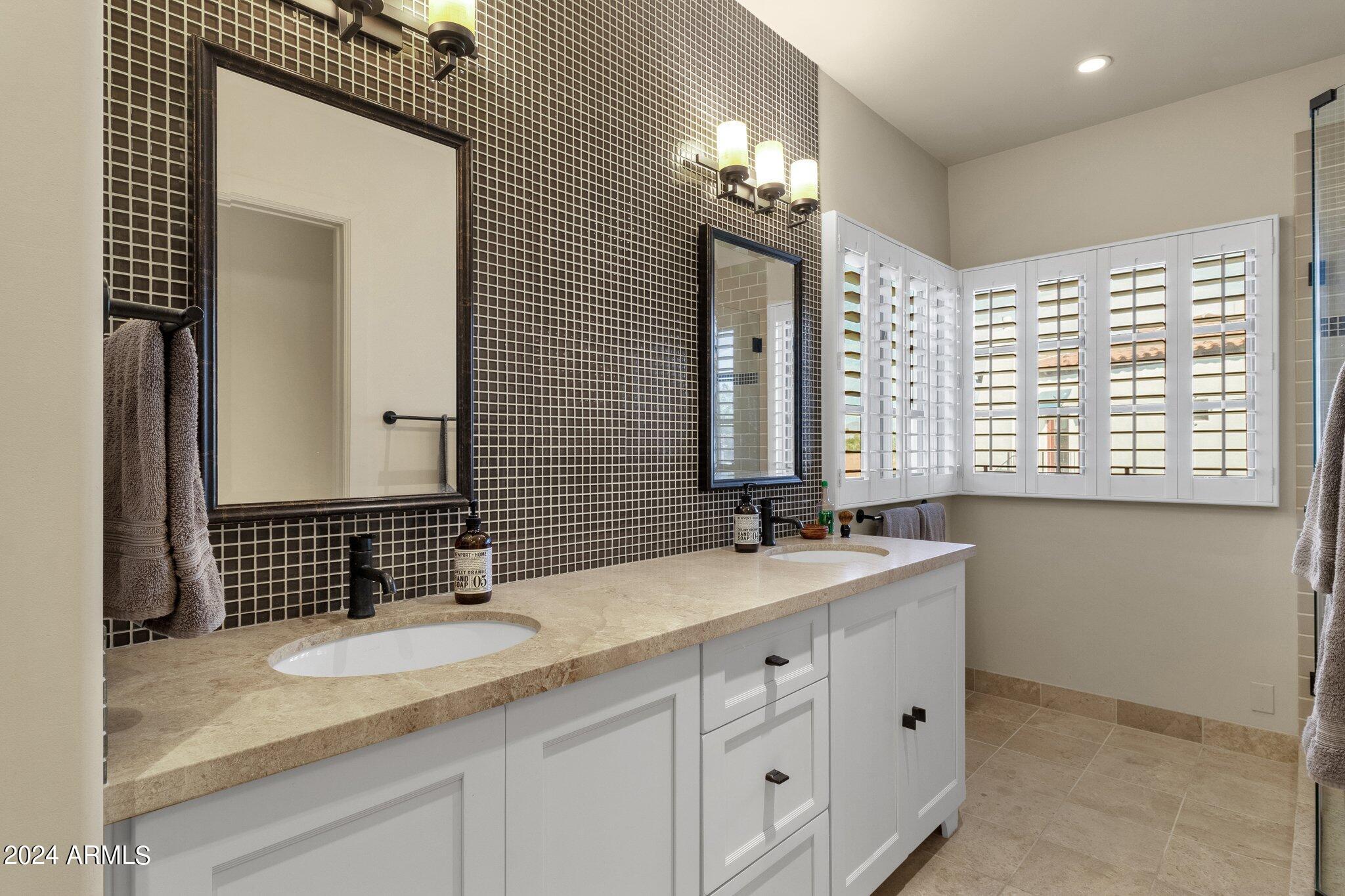 8333 E VIA PASEO DEL NORTE -- # 1003