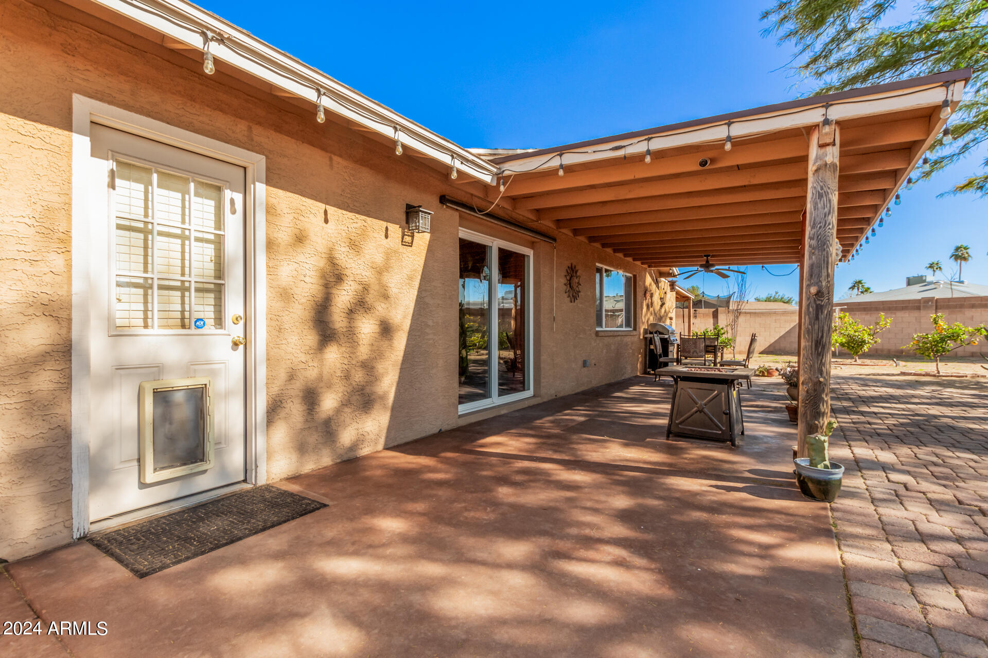 2323 E SHAW BUTTE Drive