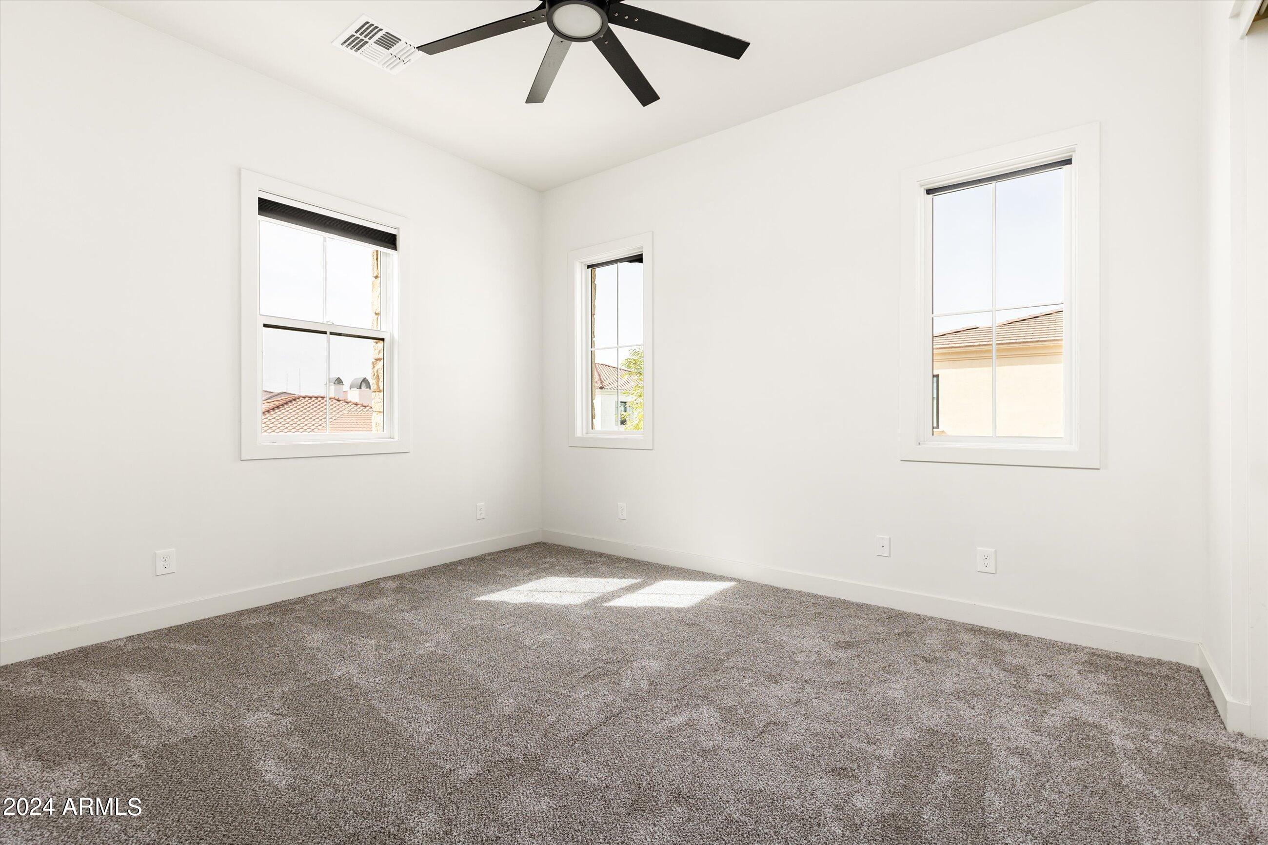 3918 E CRITTENDEN Lane