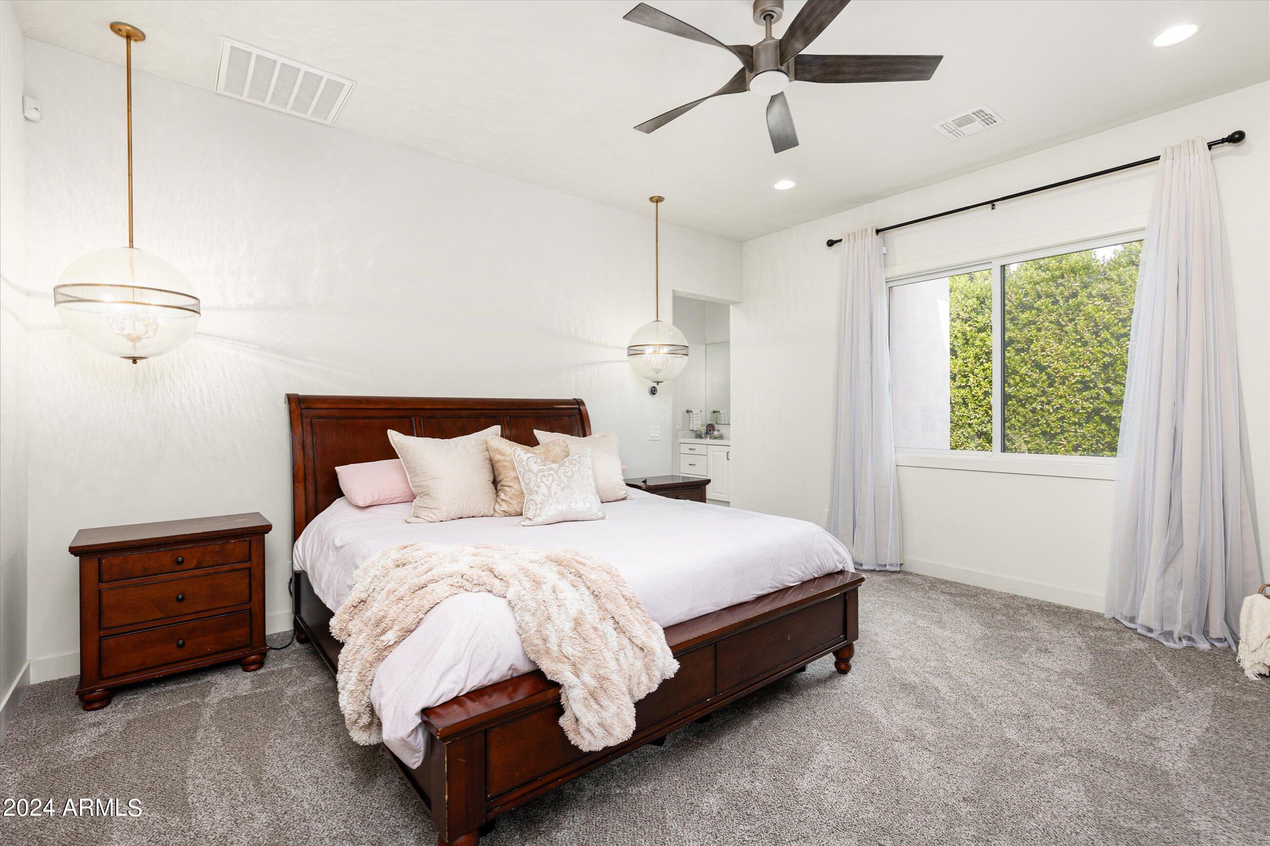 3918 E CRITTENDEN Lane