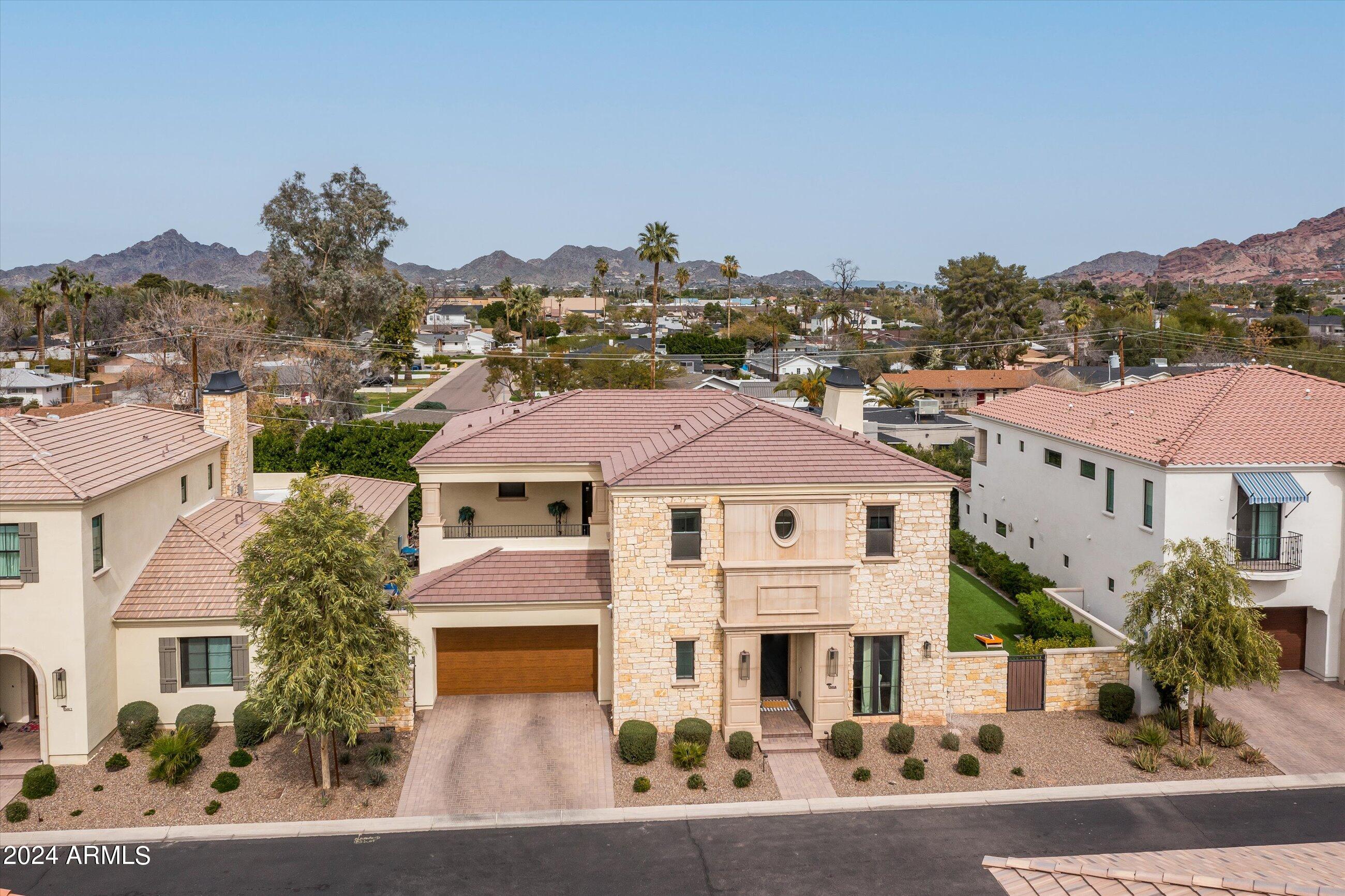 3918 E CRITTENDEN Lane