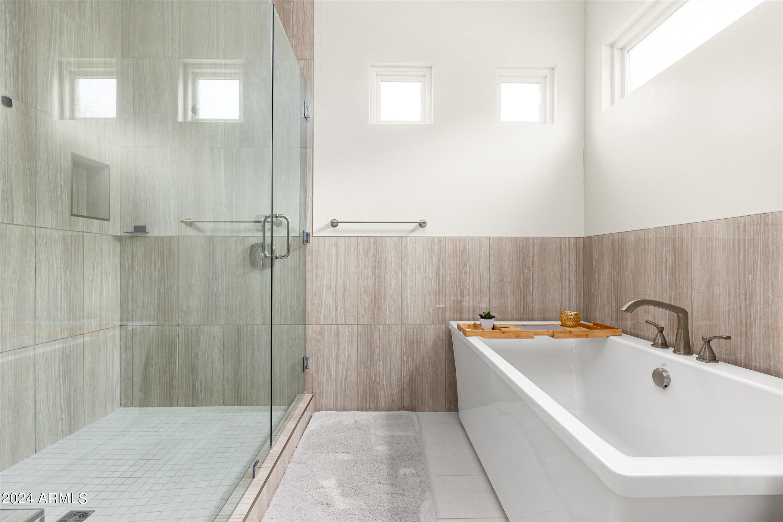 3918 E CRITTENDEN Lane