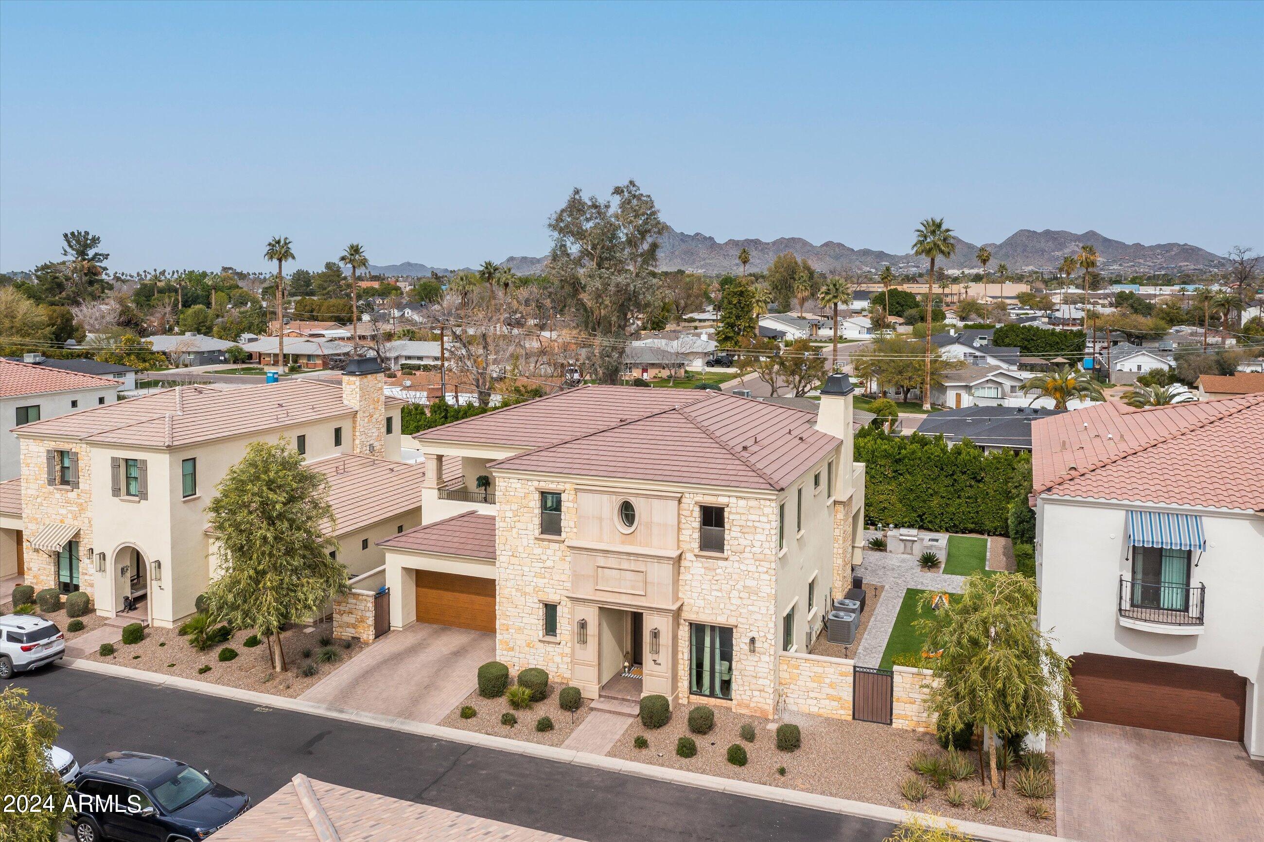 3918 E CRITTENDEN Lane