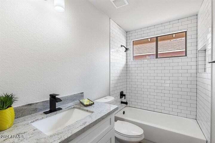 2280 E WILLOW WICK Road