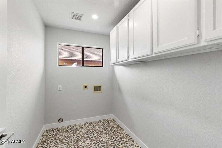 2280 E WILLOW WICK Road