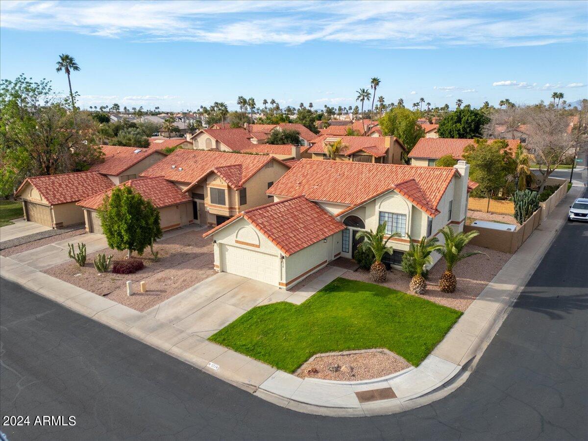 1214 W SEA CREST Drive