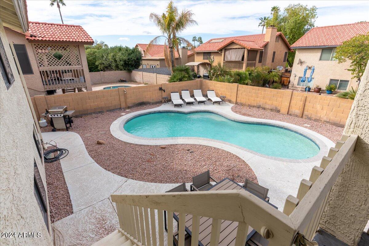 1214 W SEA CREST Drive