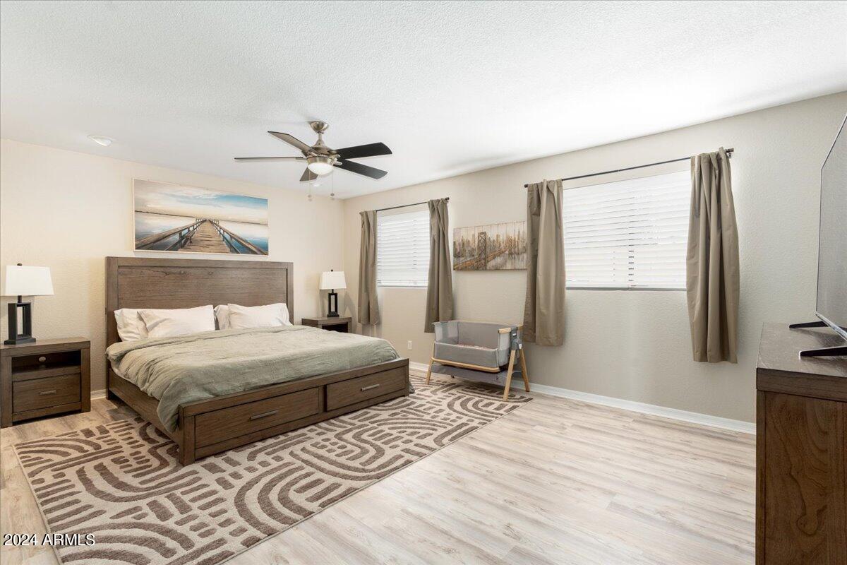 1214 W SEA CREST Drive