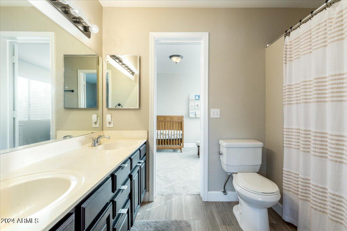 1214 W SEA CREST Drive