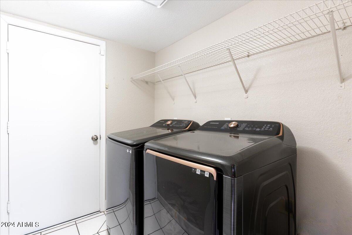 1214 W SEA CREST Drive