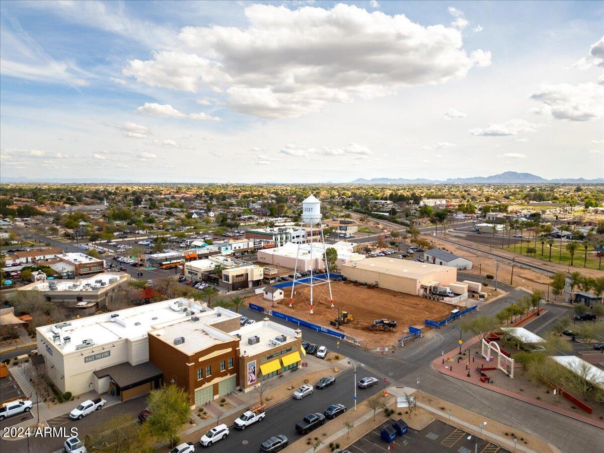 1214 W SEA CREST Drive