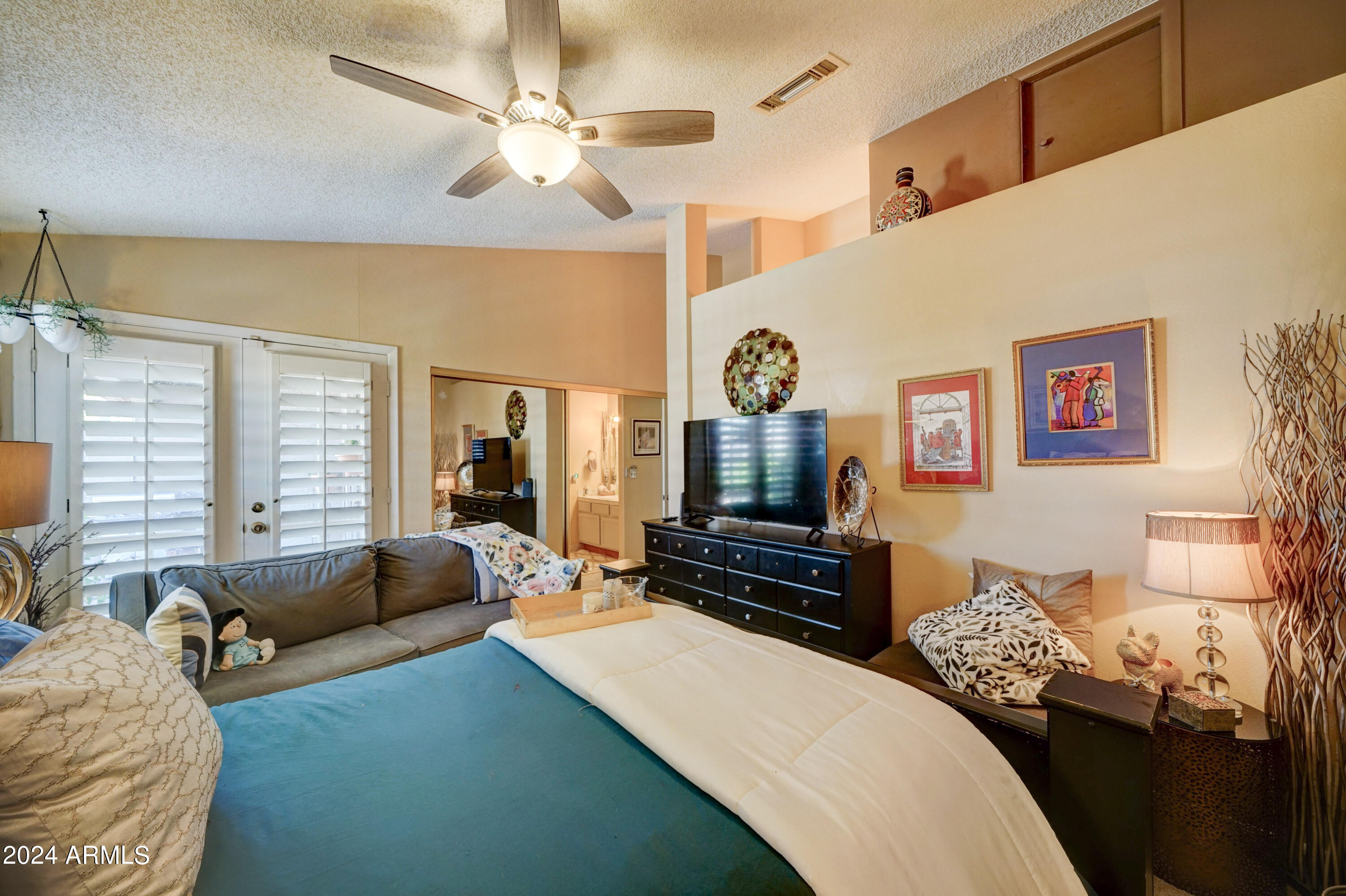 8970 E PALM RIDGE Drive