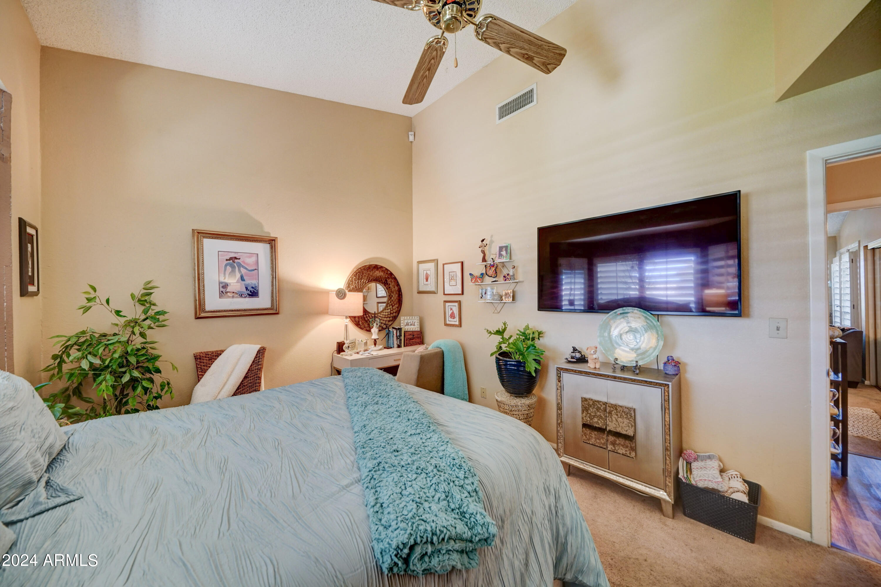 8970 E PALM RIDGE Drive