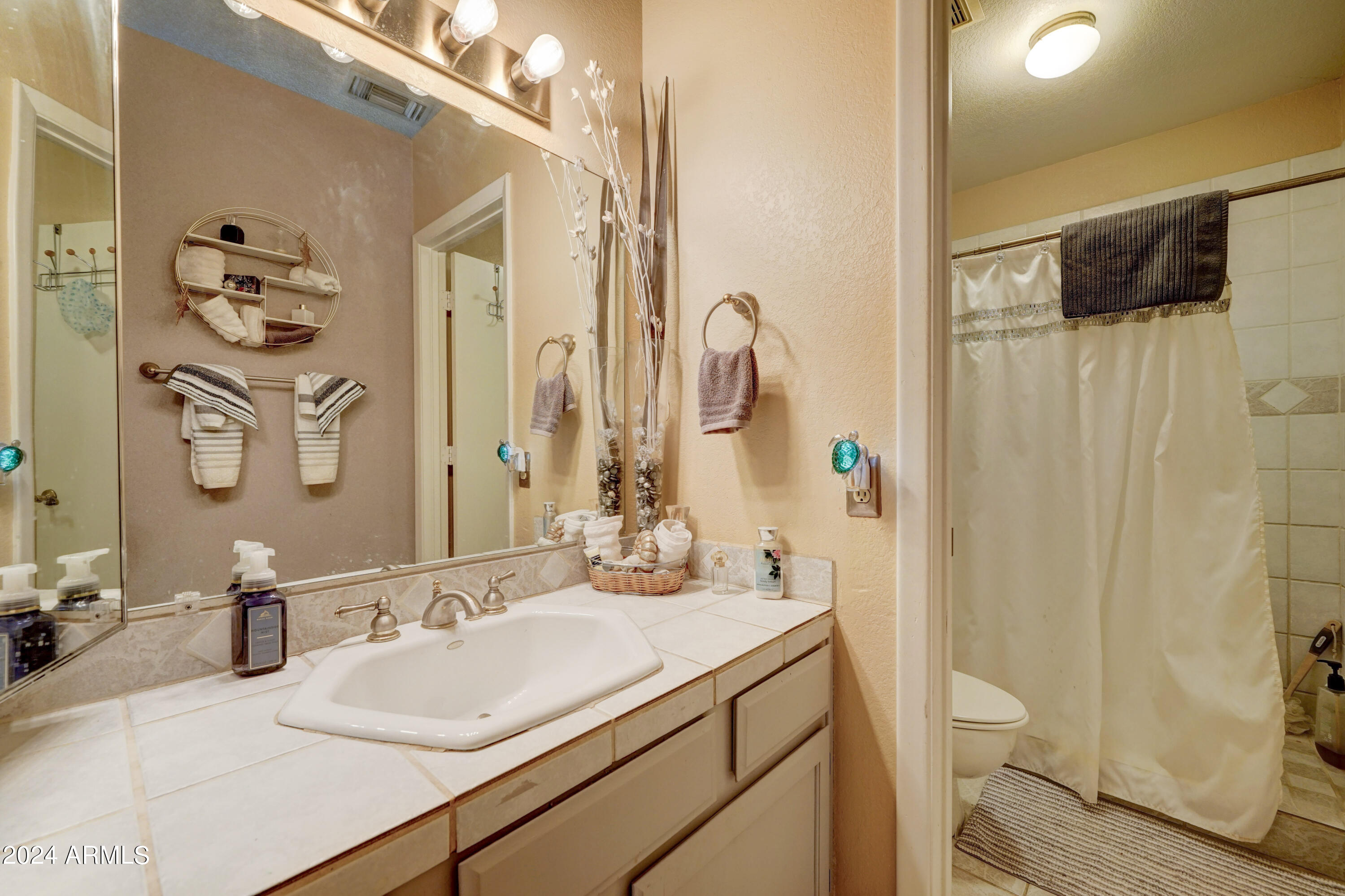 8970 E PALM RIDGE Drive