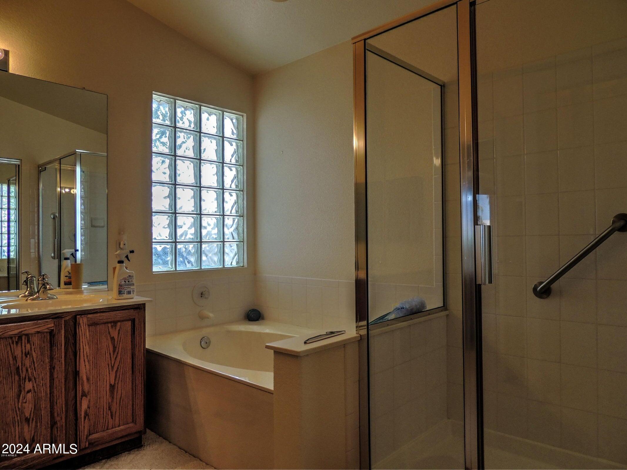 4411 E DESERT WIND Drive