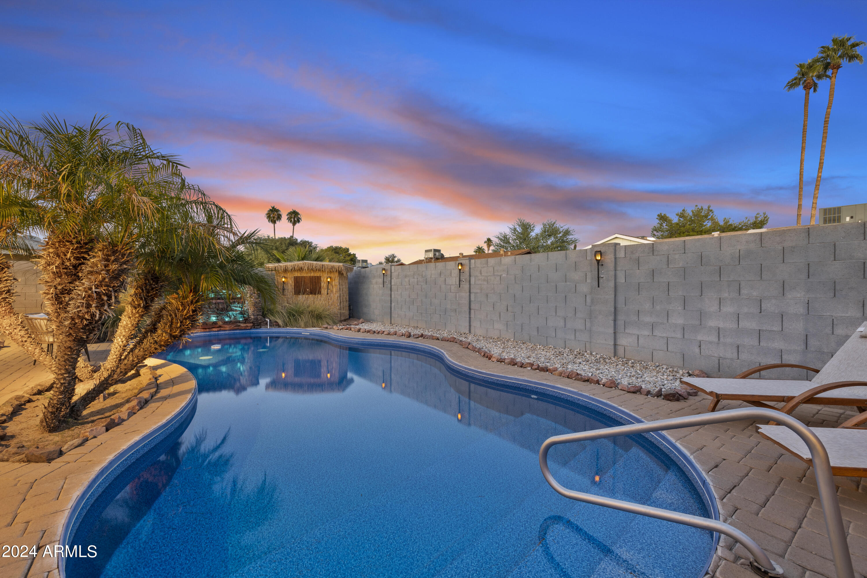 4515 S Kenneth Place