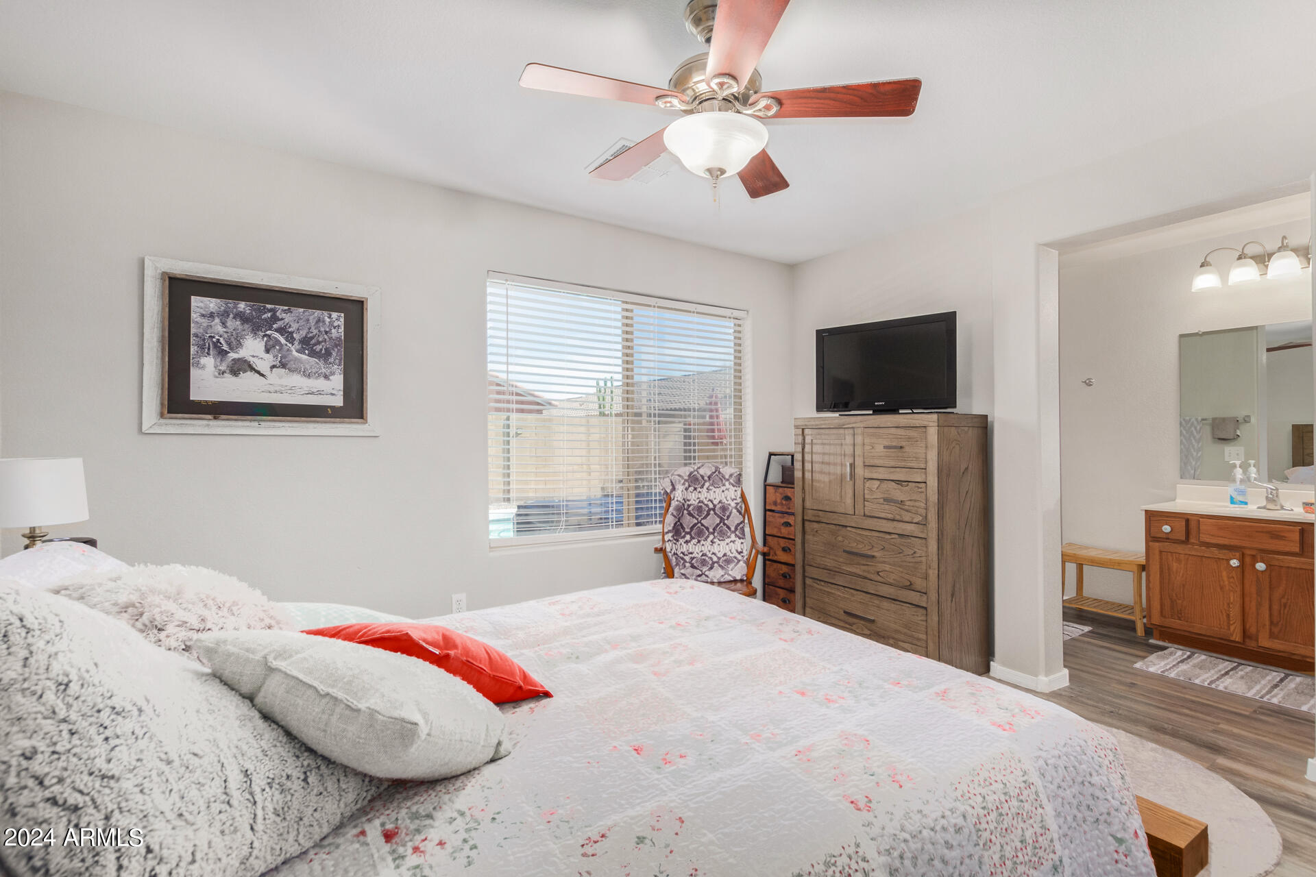 19285 N TOLEDO Avenue