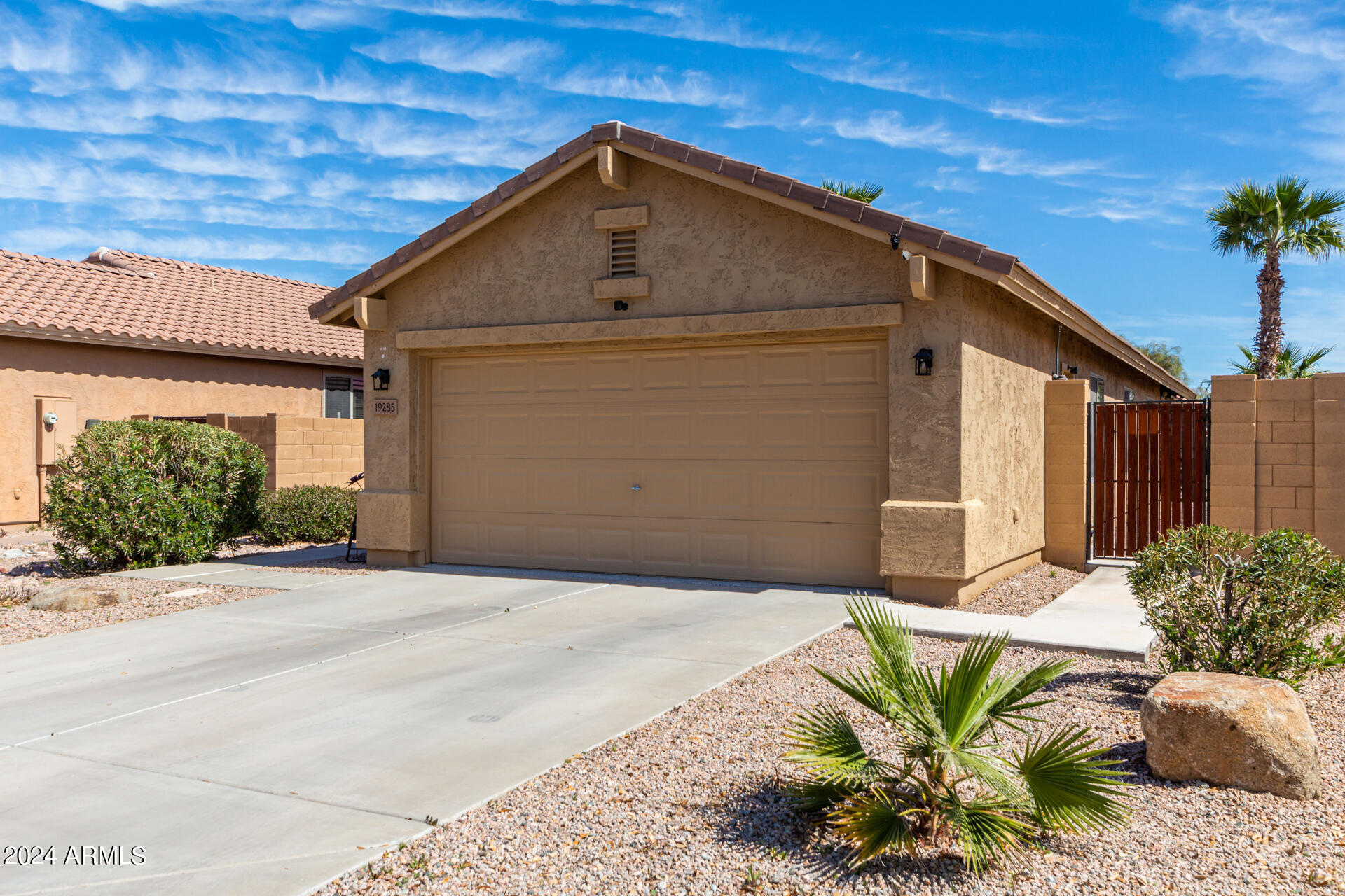 19285 N TOLEDO Avenue