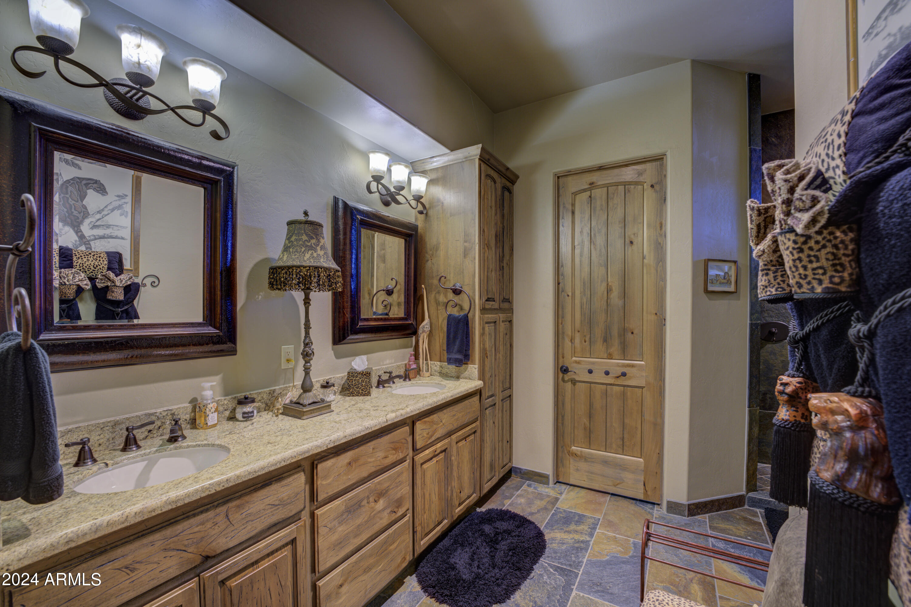 23 & 109 W LONE STAR Lane