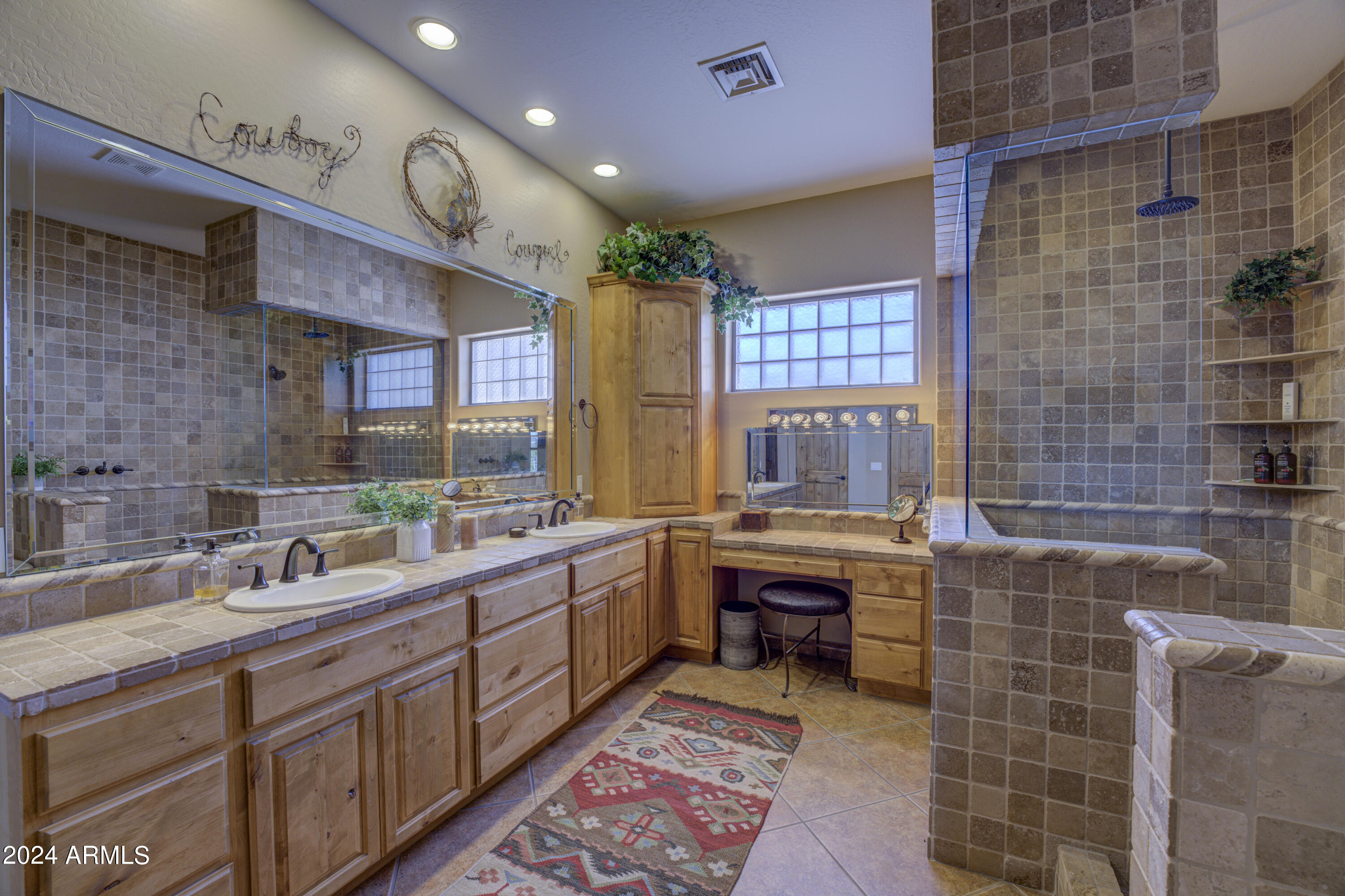 23 & 109 W LONE STAR Lane