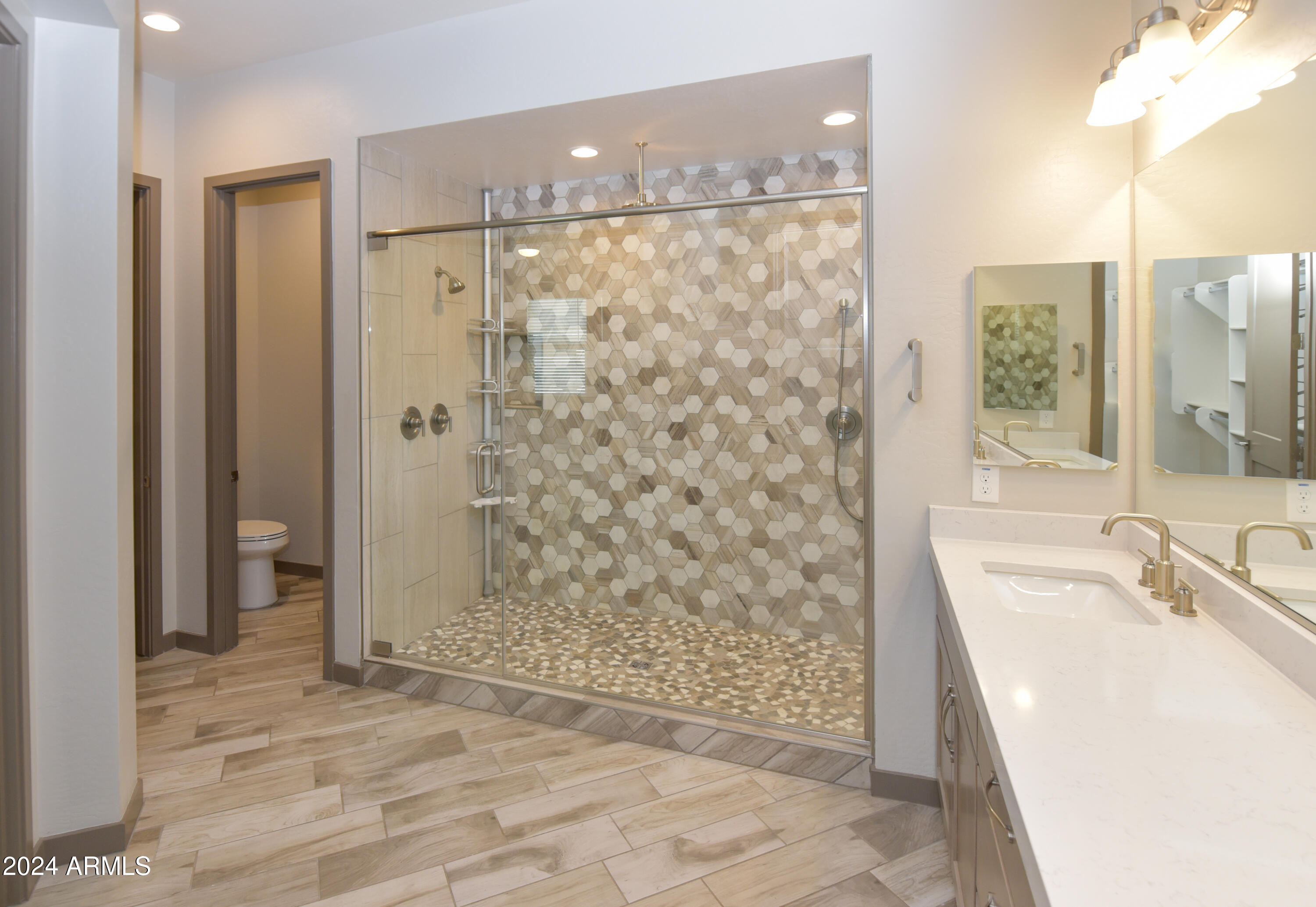 3000 W ASHURST Drive