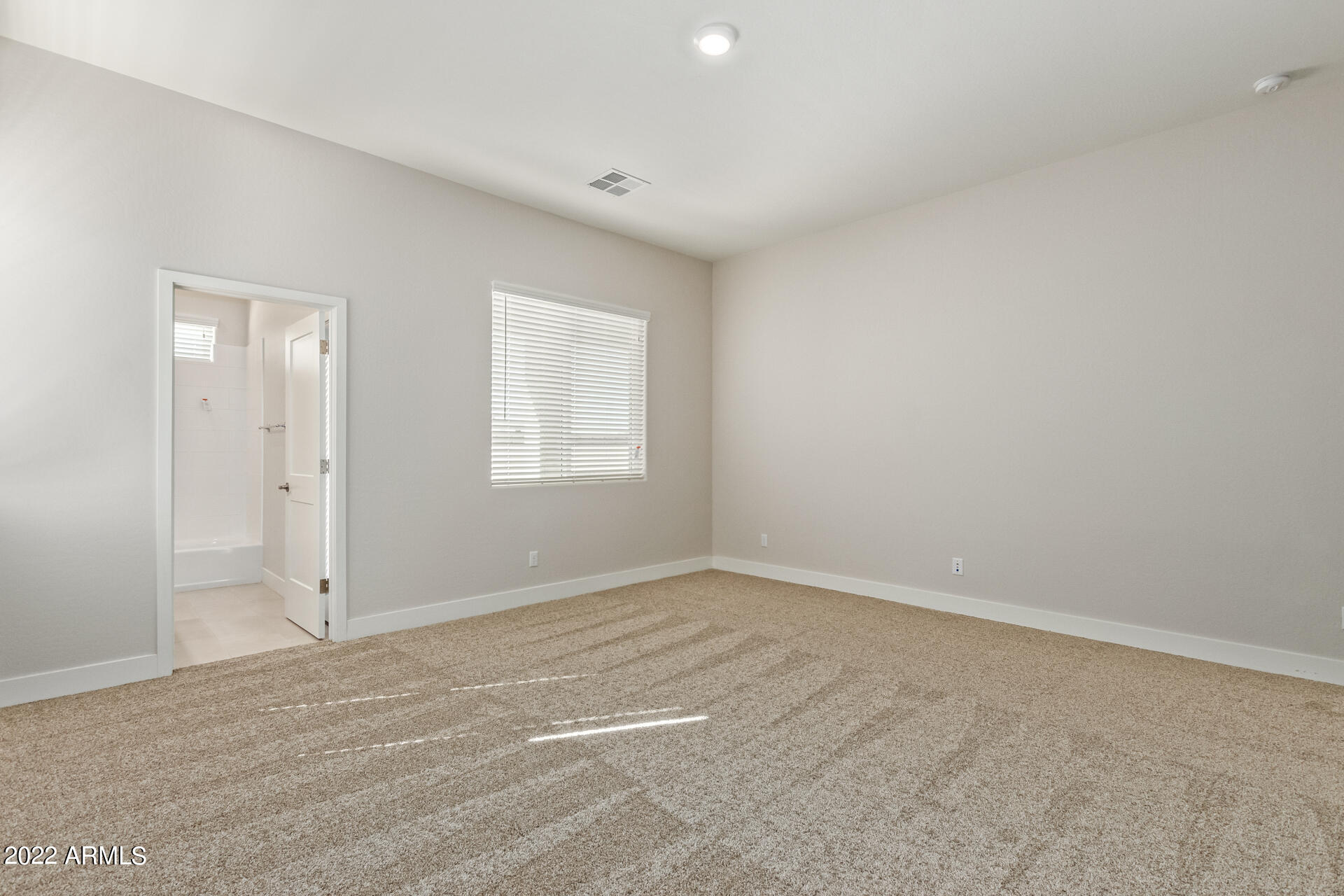 4587 E Honey Saddle Road