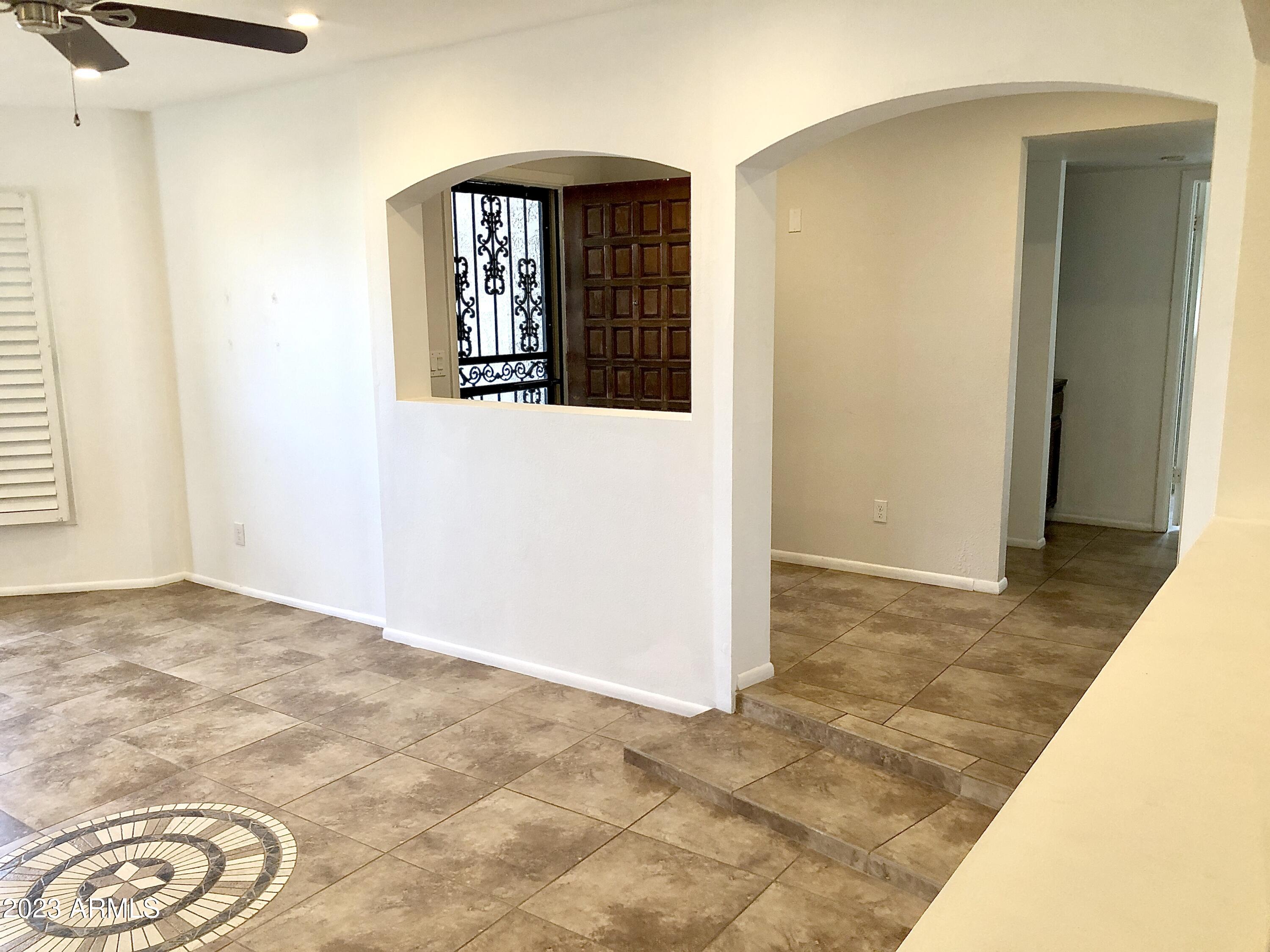 6711 E AIRE LIBRE Lane