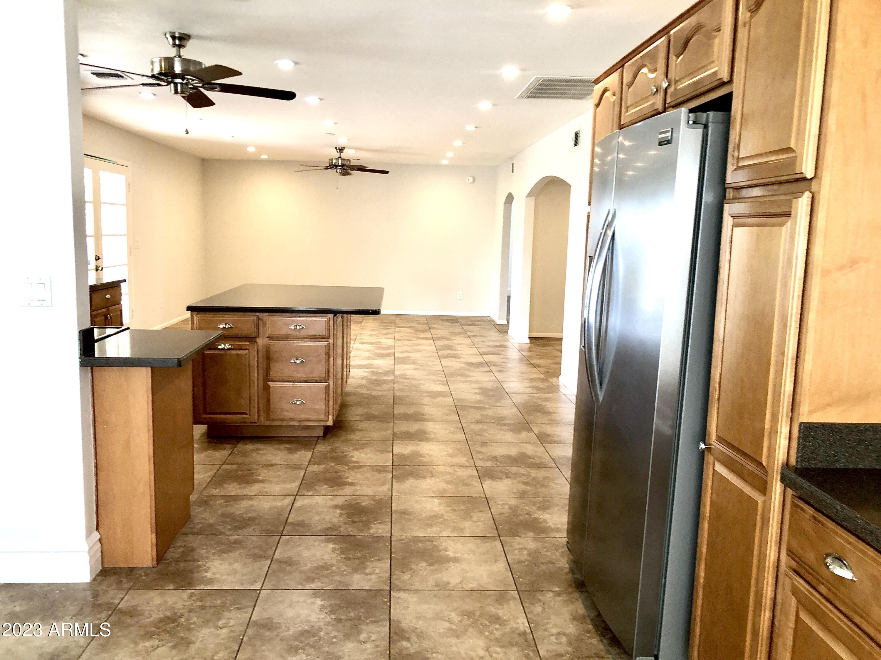 6711 E AIRE LIBRE Lane