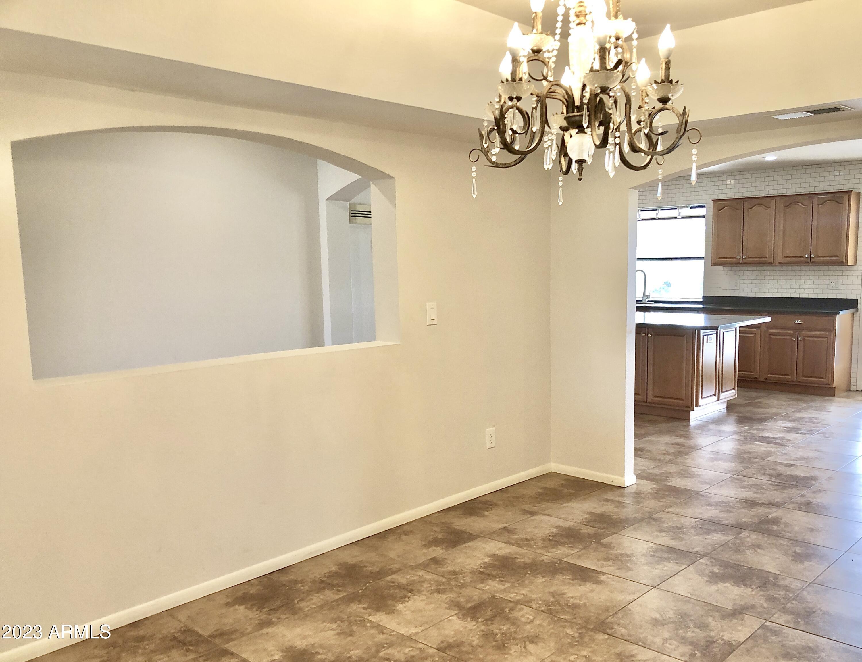 6711 E AIRE LIBRE Lane