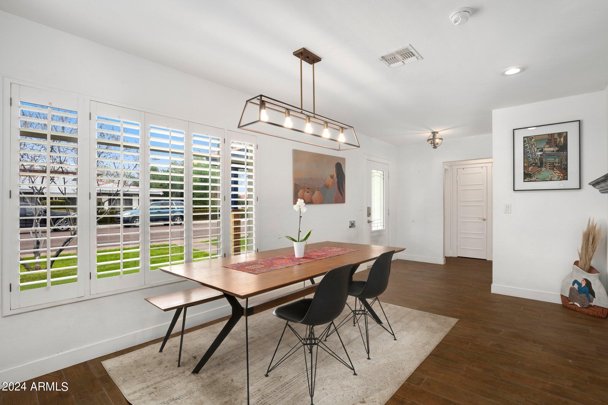 1701 W FLOWER Street