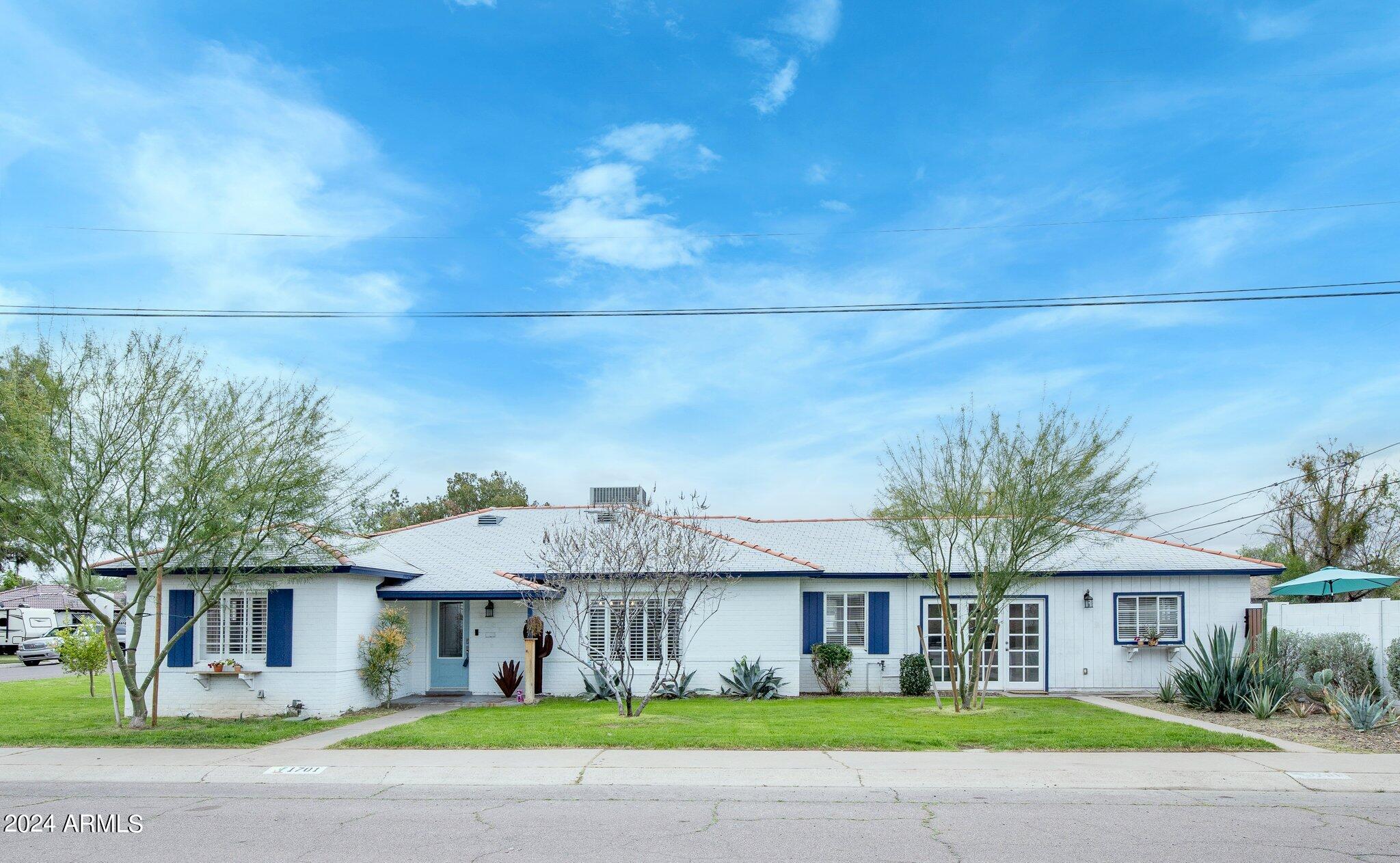 1701 W FLOWER Street