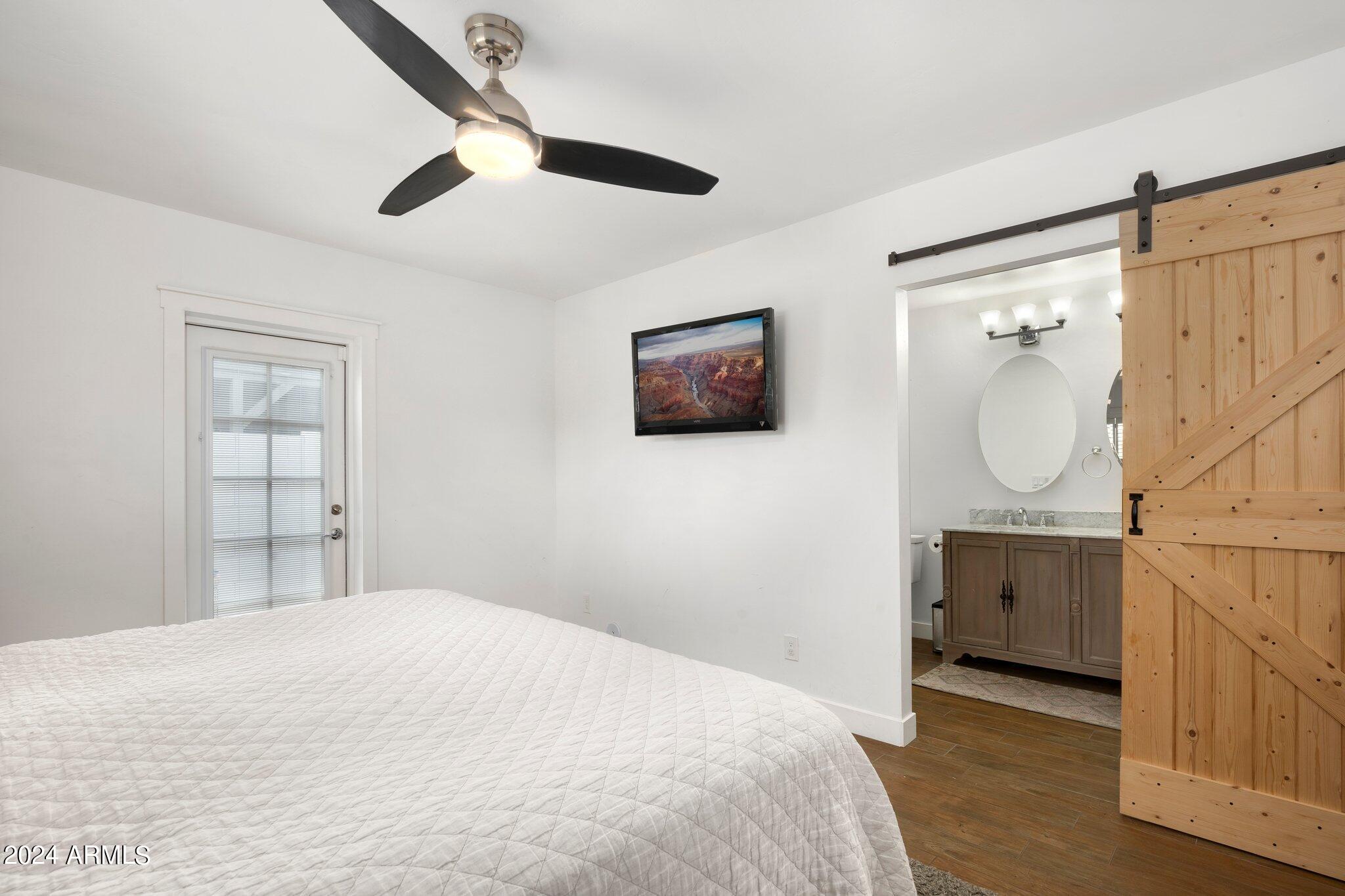 1701 W FLOWER Street