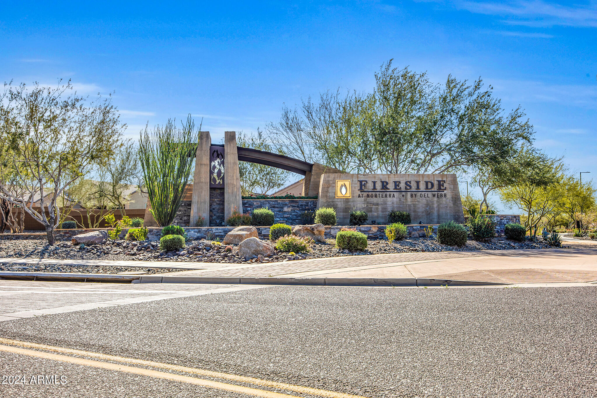 2124 W Hunter Court 138