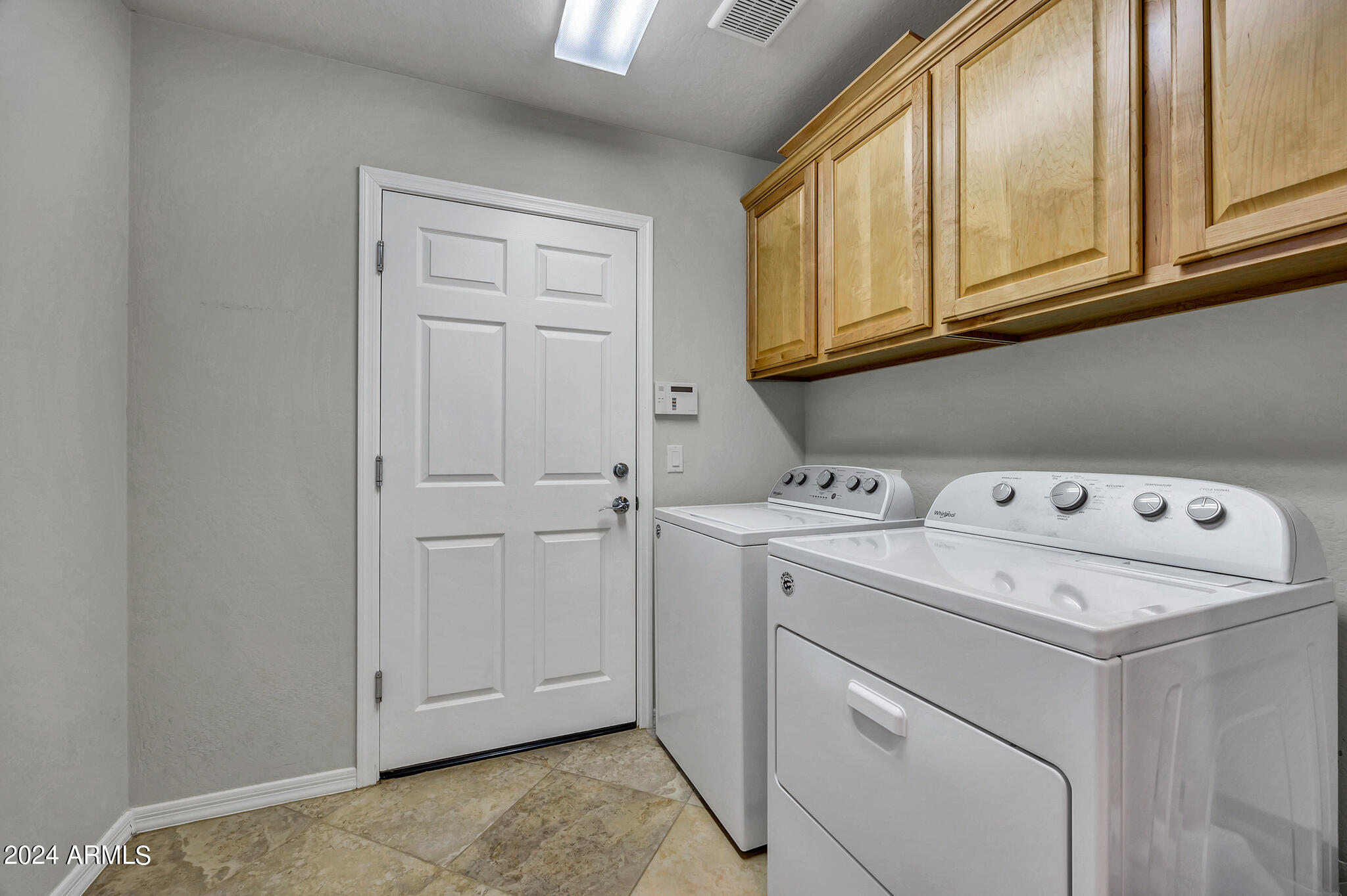 2124 W Hunter Court 138