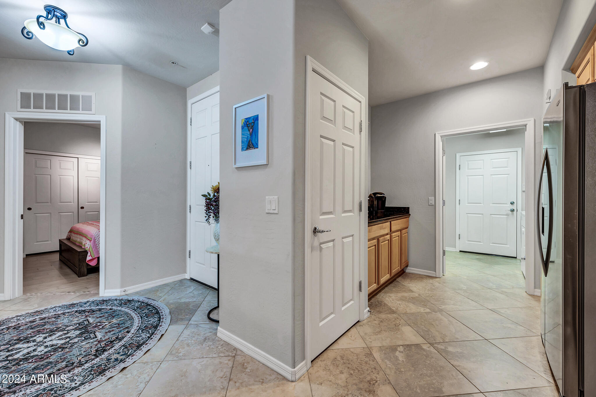 2124 W Hunter Court 138